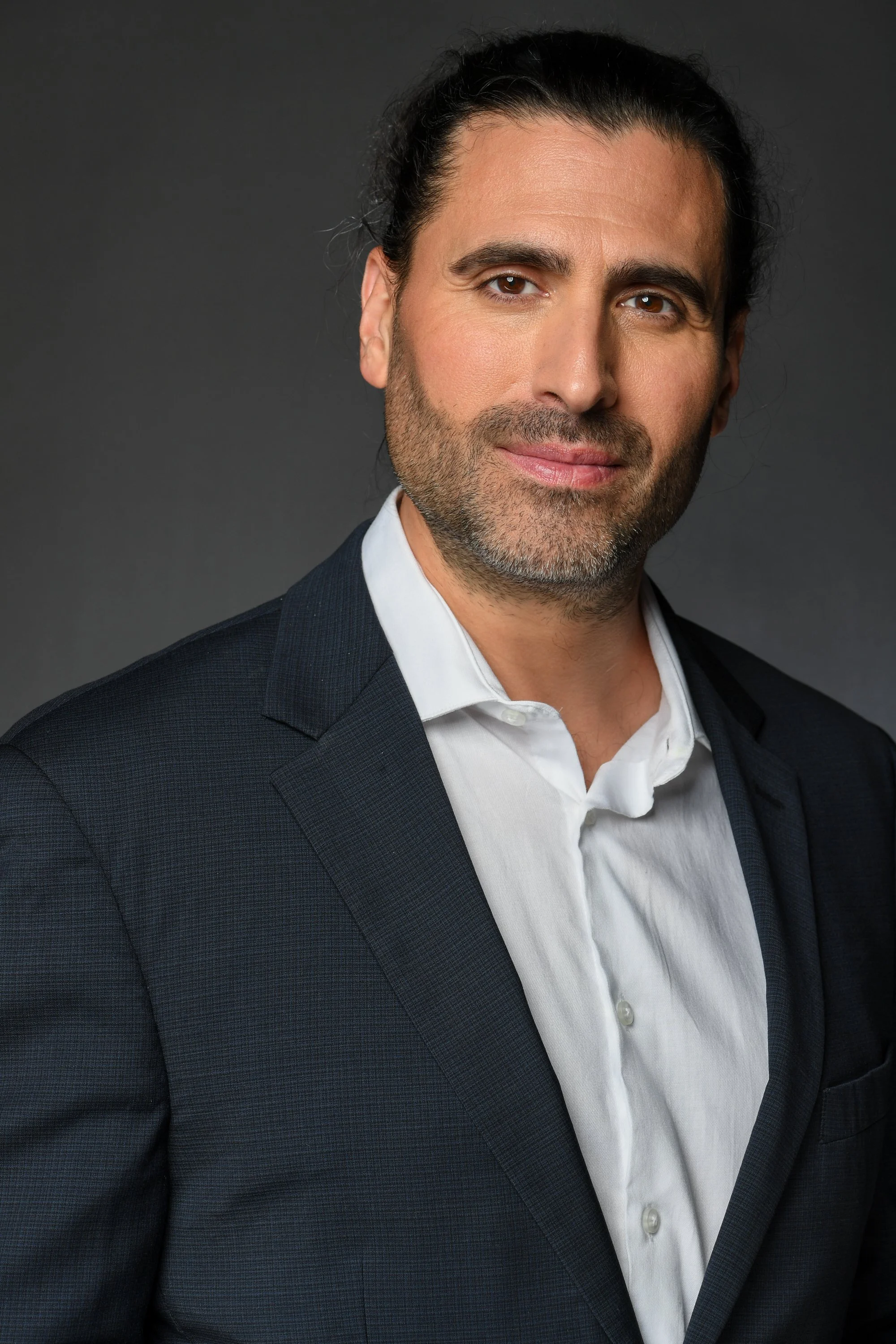 Angelo Paravalos11.jpg