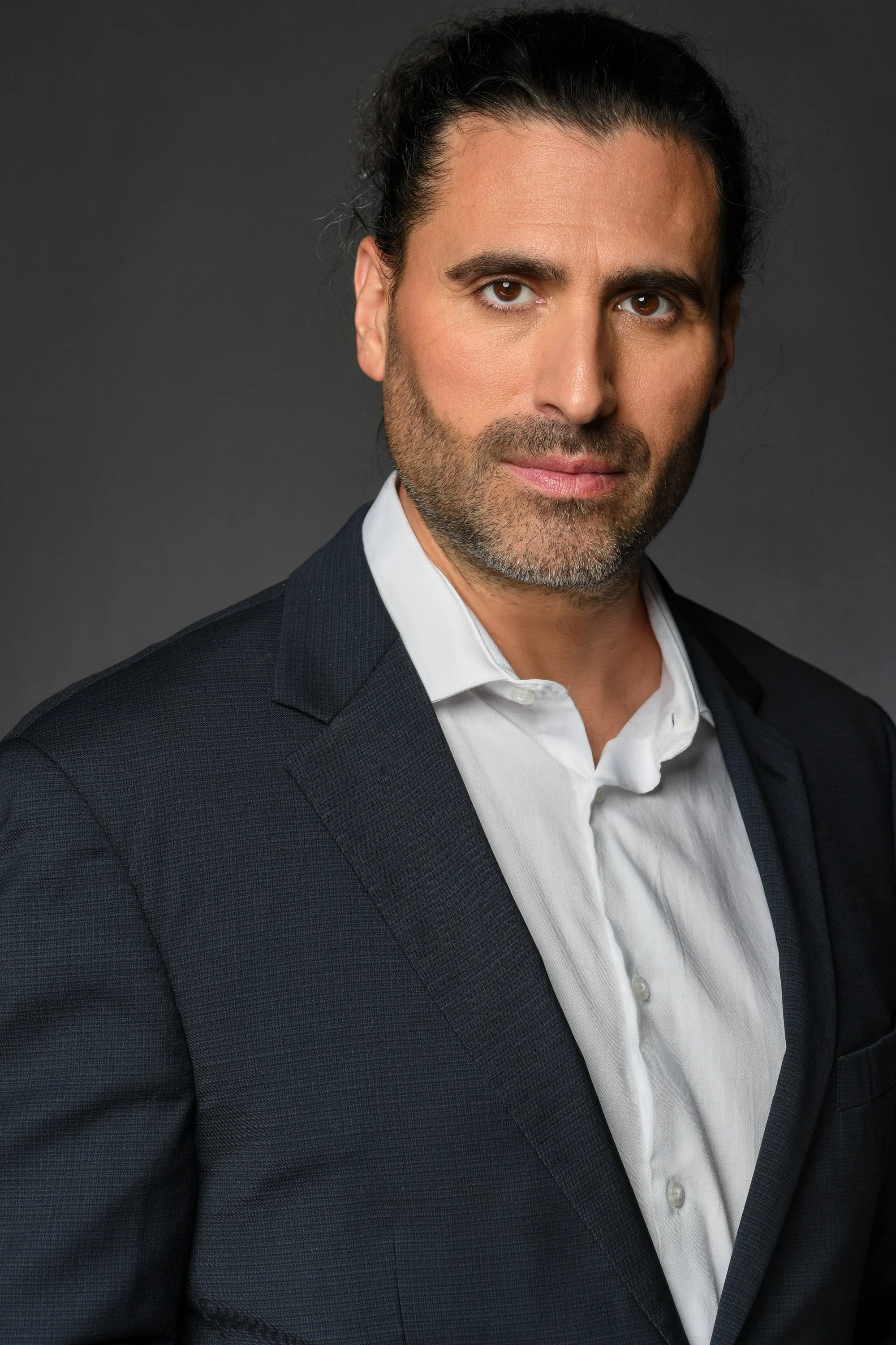 Angelo Paravalos10.jpg