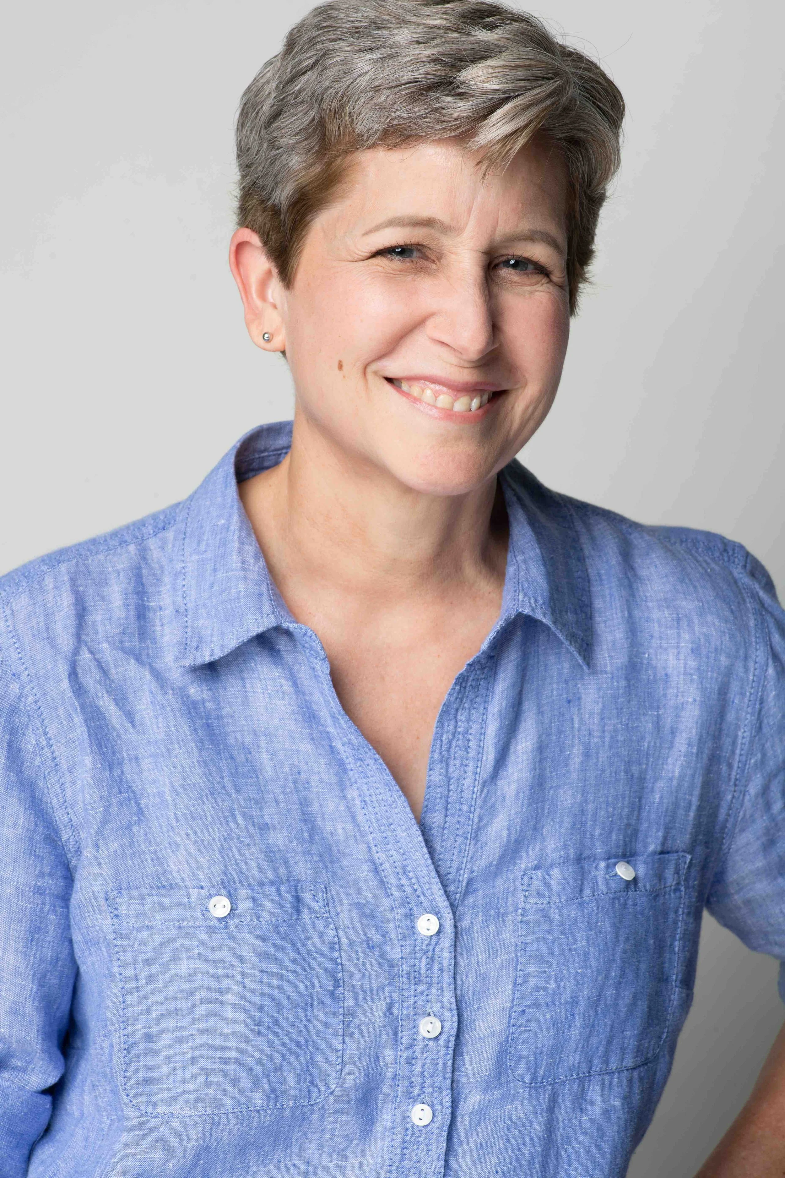 Lynn Dekle 3.jpg