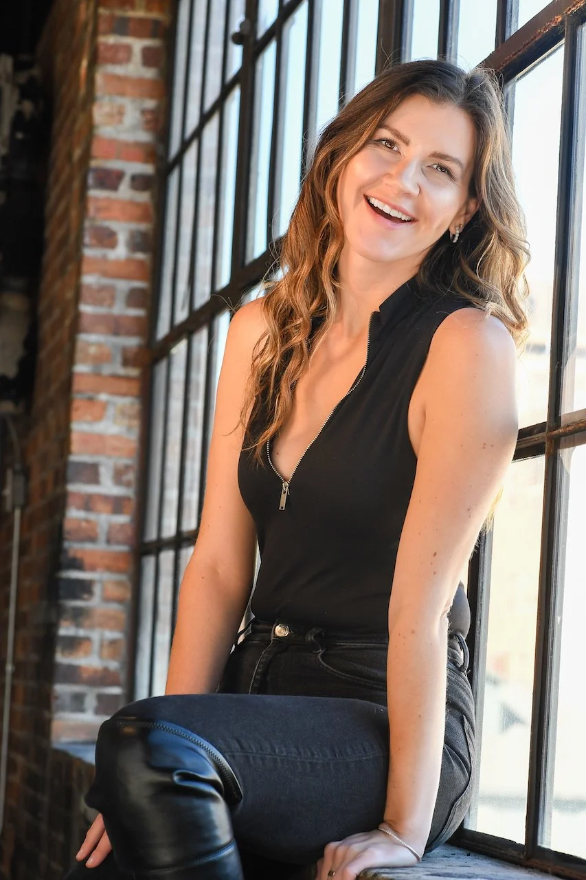 Roxy Shelemei  0821.jpg