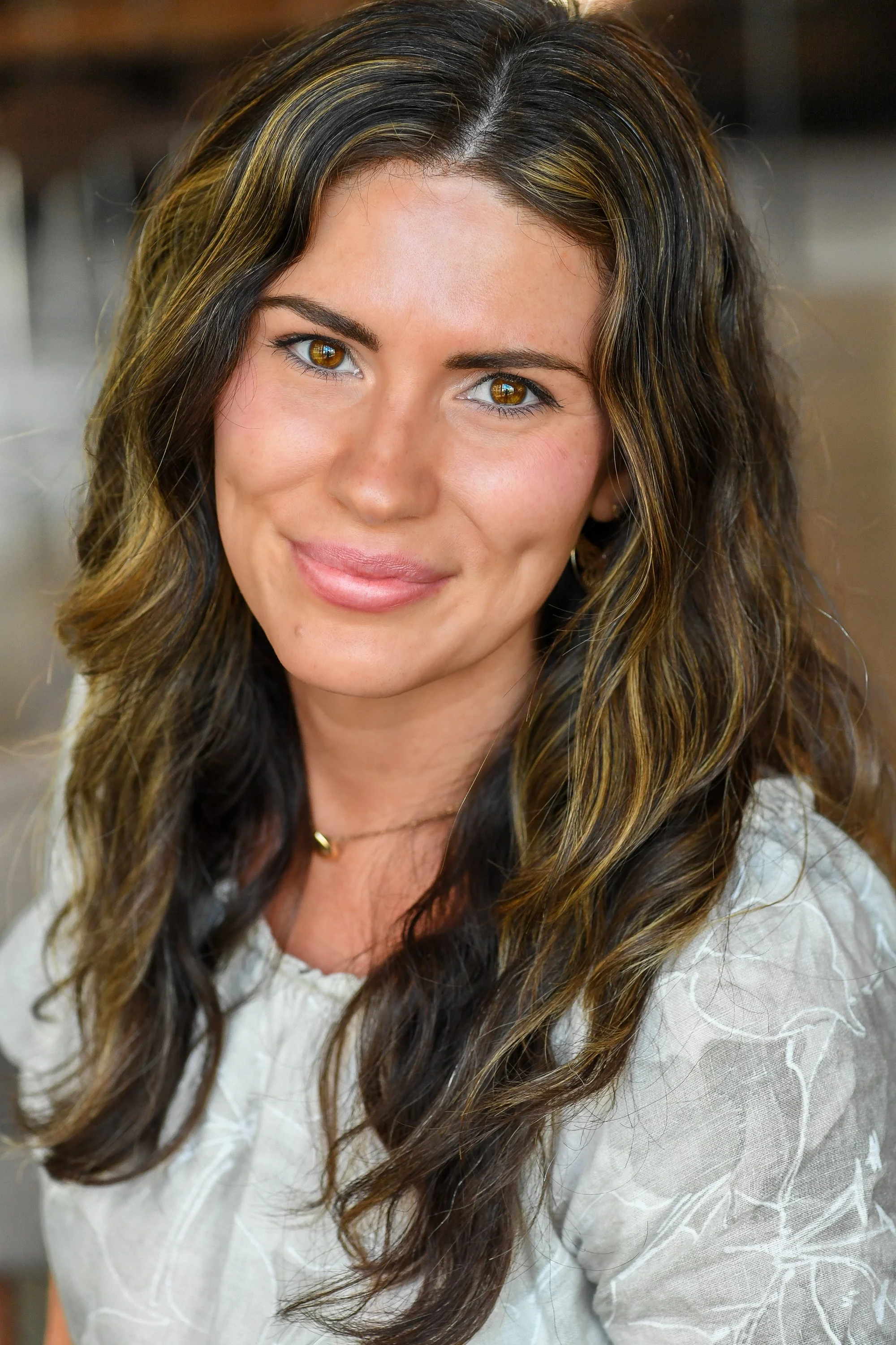 Holly Thompson 2 .jpg