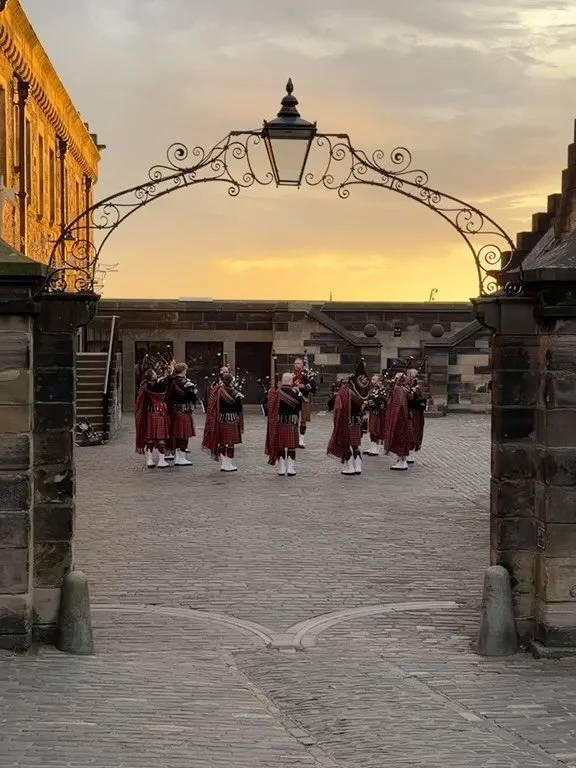 🎶🏴󠁧󠁢󠁳󠁣󠁴󠁿 Tuned up and ready to go!

The Vancouver Police Pipe Band is getting set for another unforgettable night at the Royal Edinburgh Military Tattoo 2026. 🇨🇦🏰

The pipes are tuned, the drums are ready, and the Castle Esplanade is calli