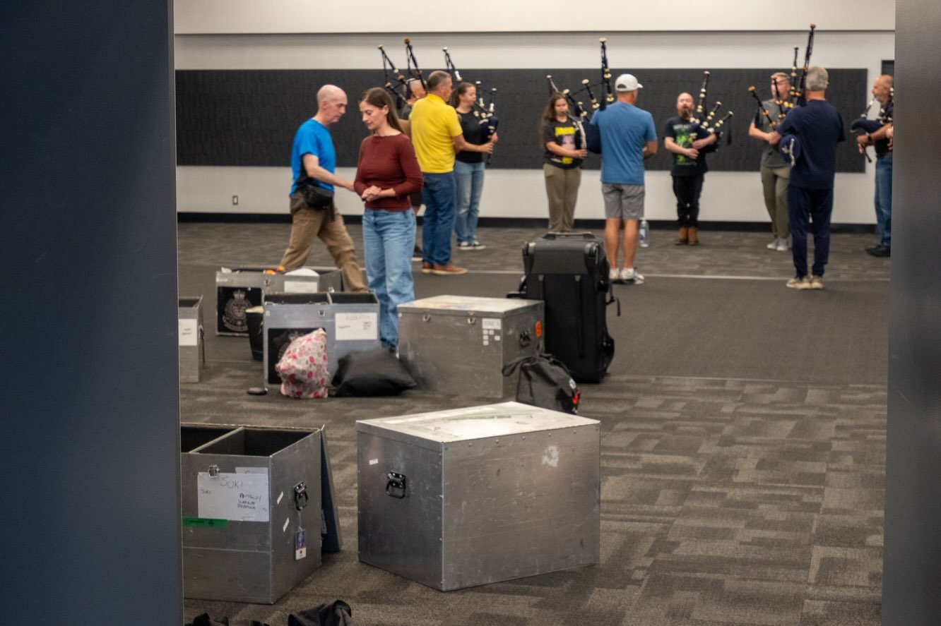 🇨🇦✈️ OFF TO SCOTLAND! 🎶🏴󠁧󠁢󠁳󠁣󠁴󠁿

The journey begins! Today, the Vancouver Police Pipe Band departs for Scotland to take the world stage at the Royal Edinburgh Military Tattoo&rsquo;s &ldquo;A Call To Gather&rdquo;!

Before the performances b