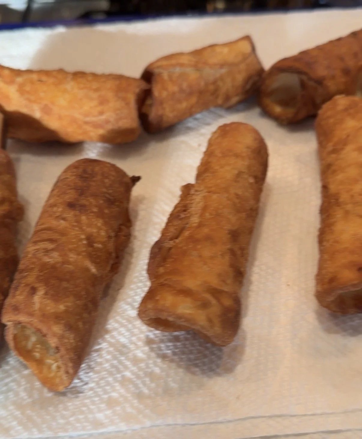 Fried cannoli shells using coconut oil