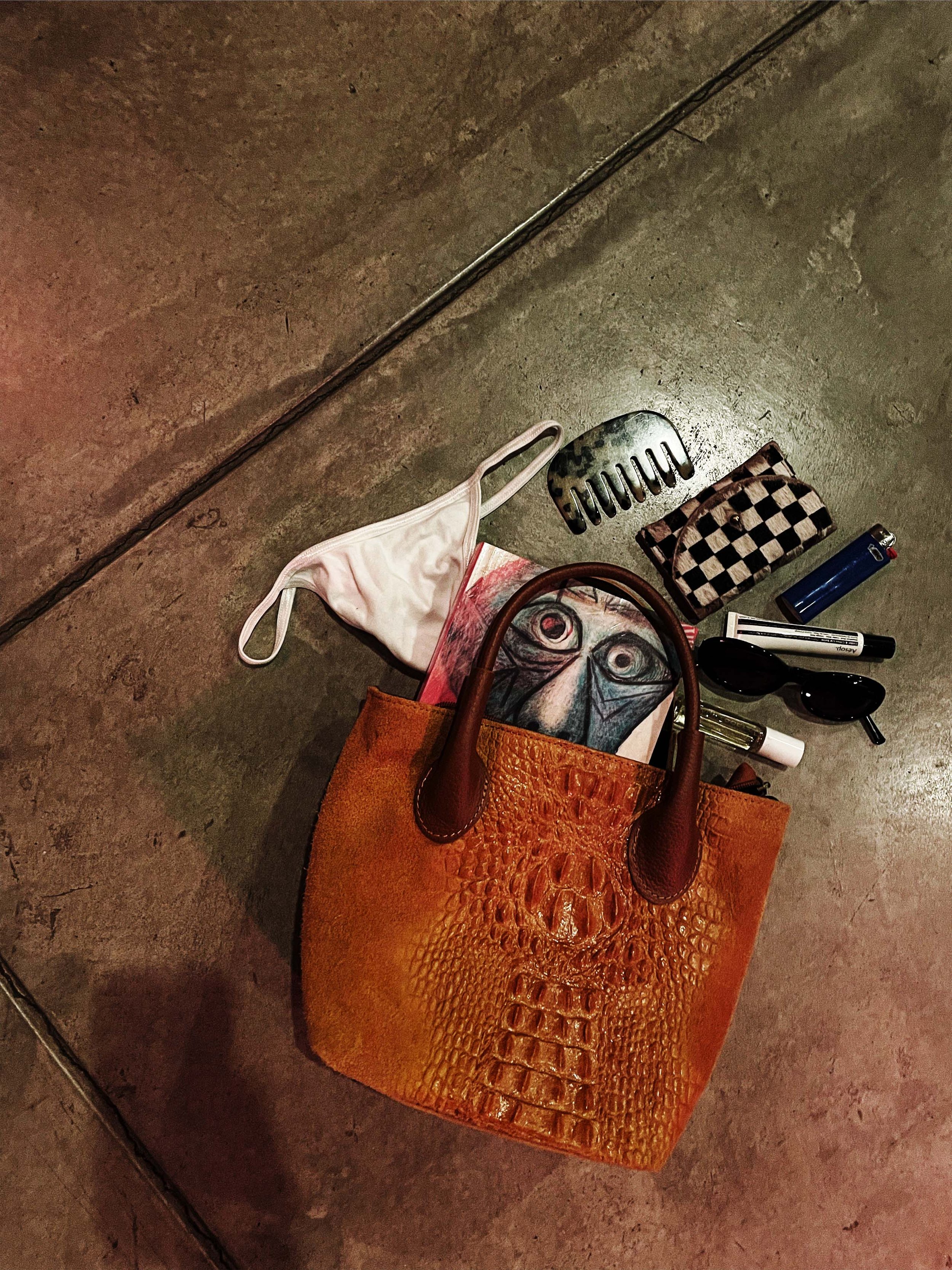 Massimo Castelli Convertible Bucket Tote Bag