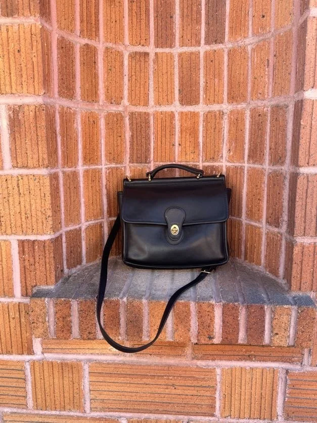 1990's Coach Willis Iconic Silhouette Handbag