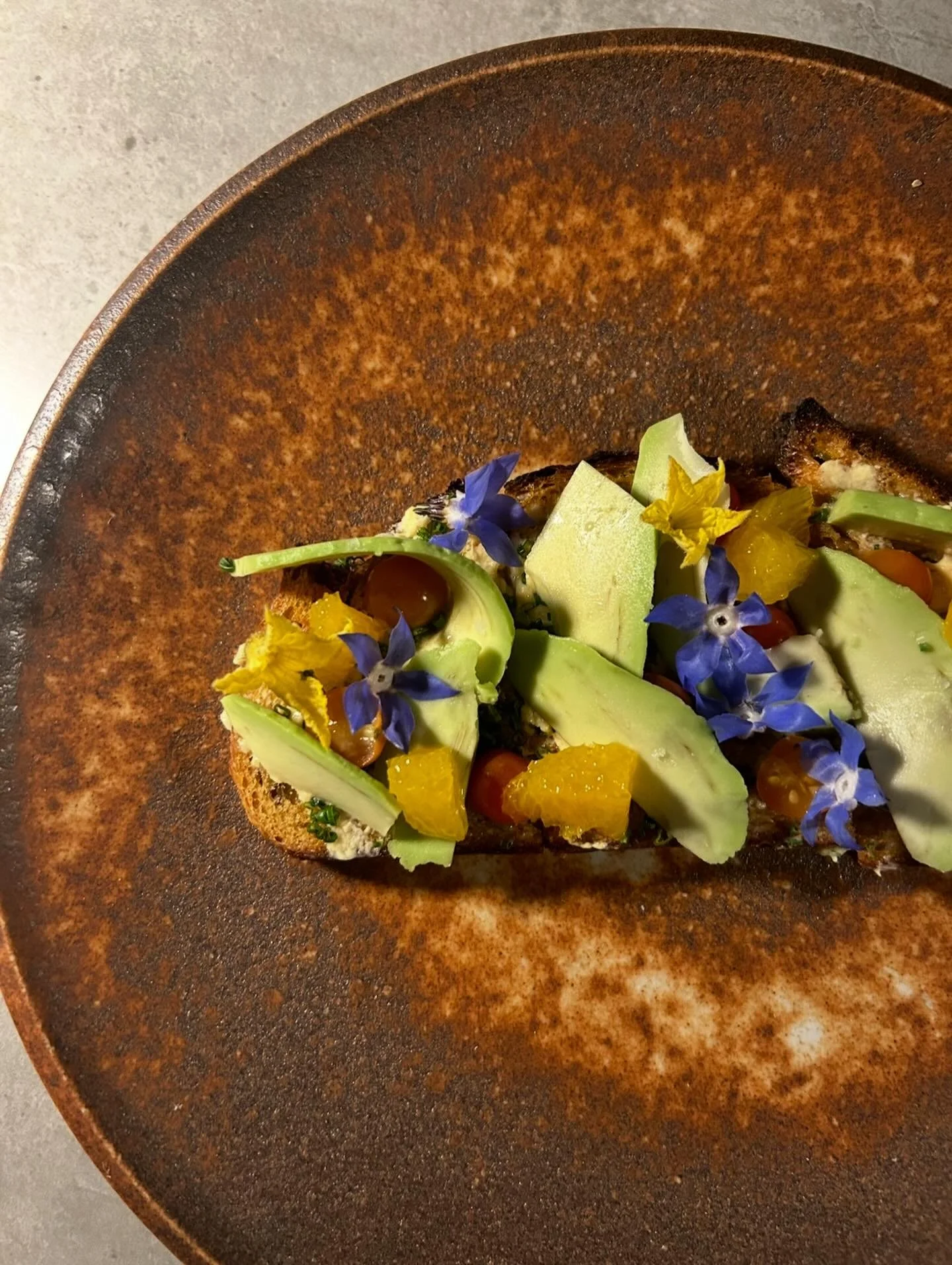 The most perfect  toast  inspiration!  #edibleflowers