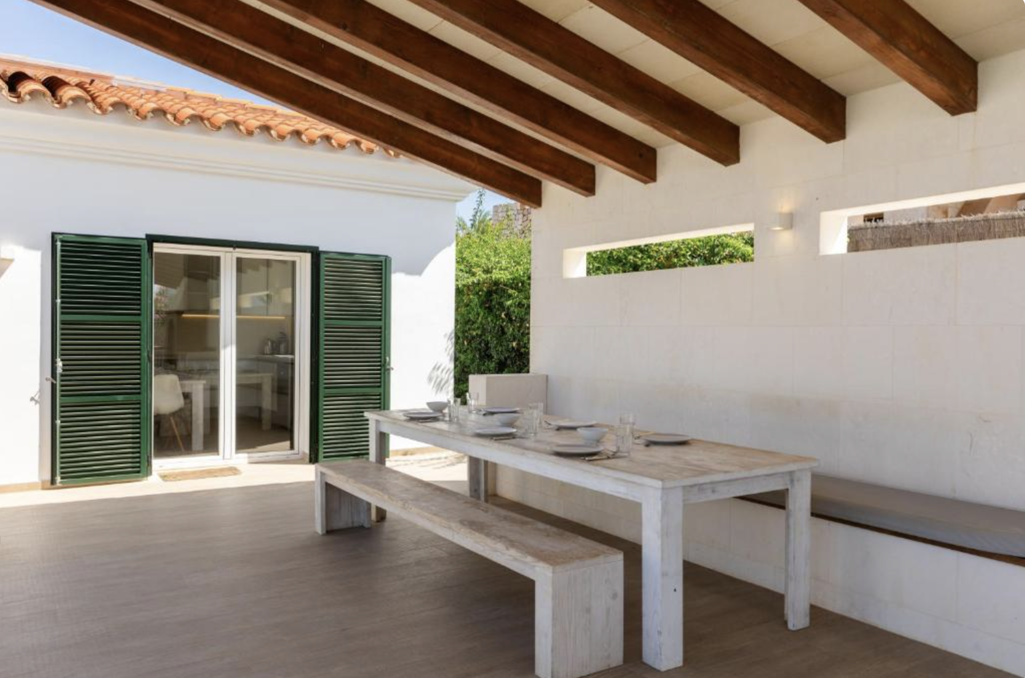 MARA VILLA BUITEN.png