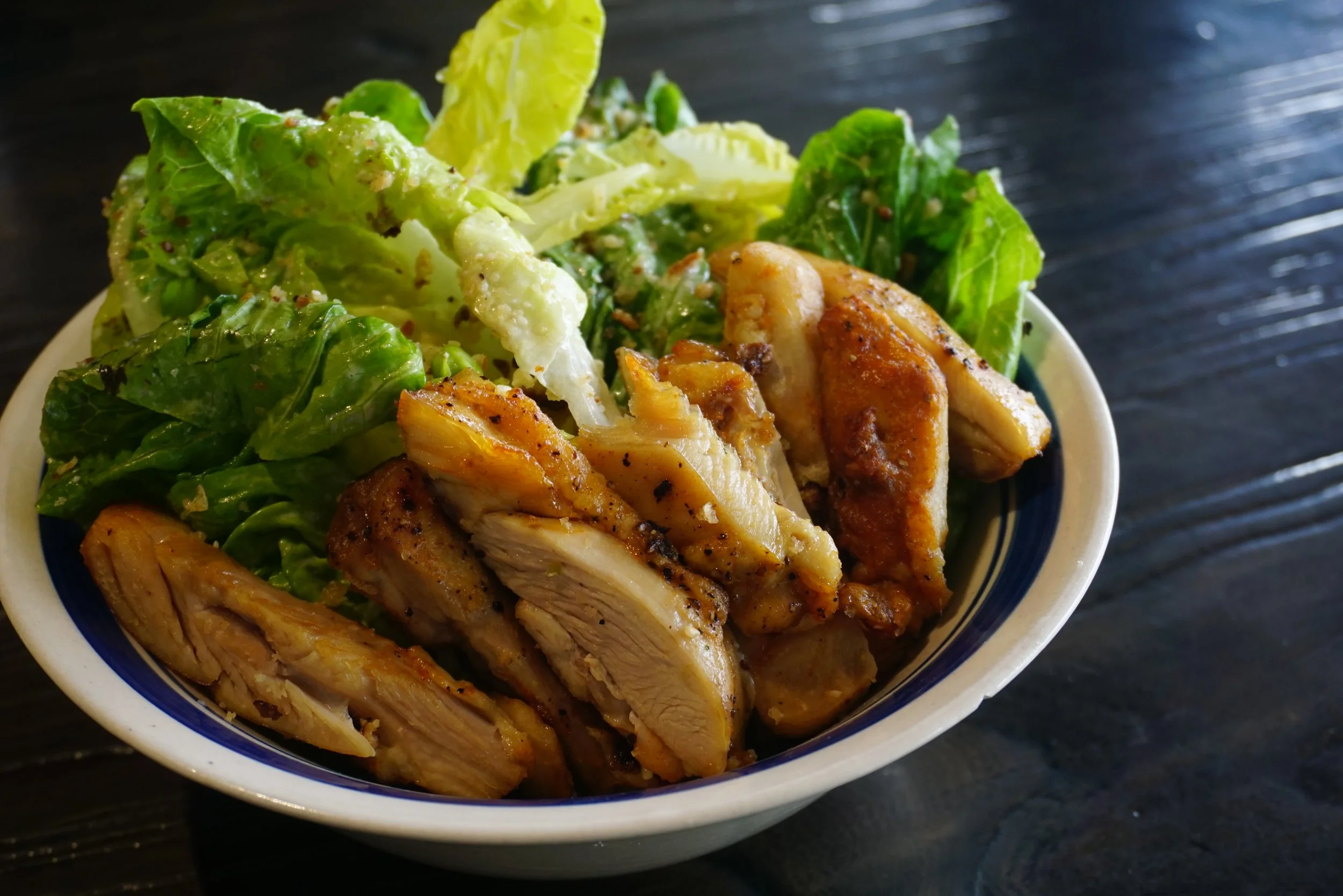 Caesar salad with grilled chicken