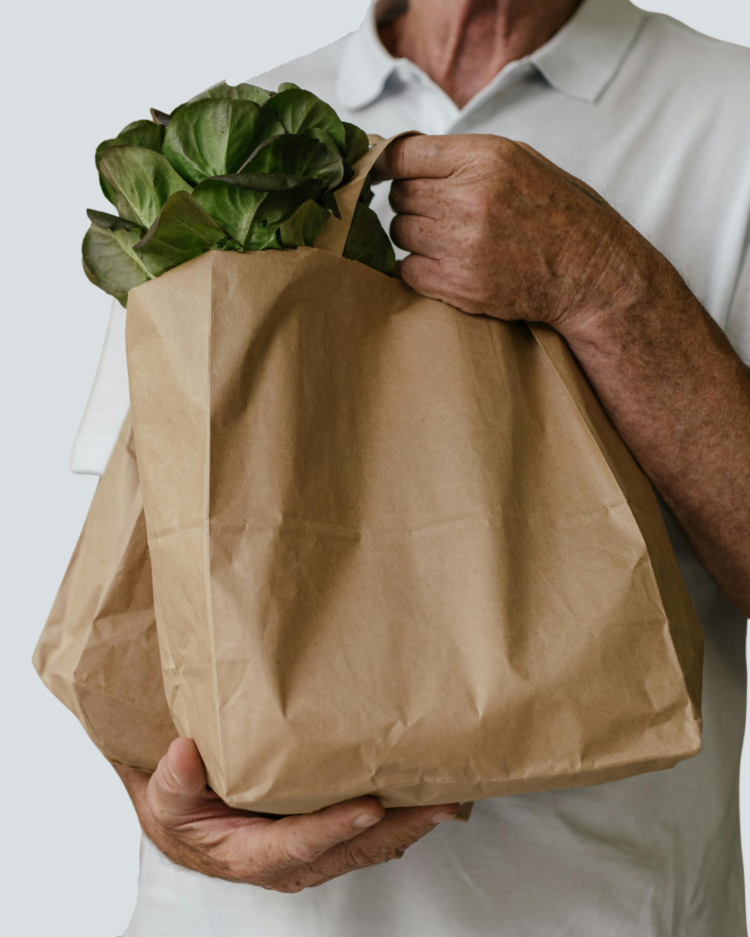 Concierge grocery shopping service for seniors in Naples