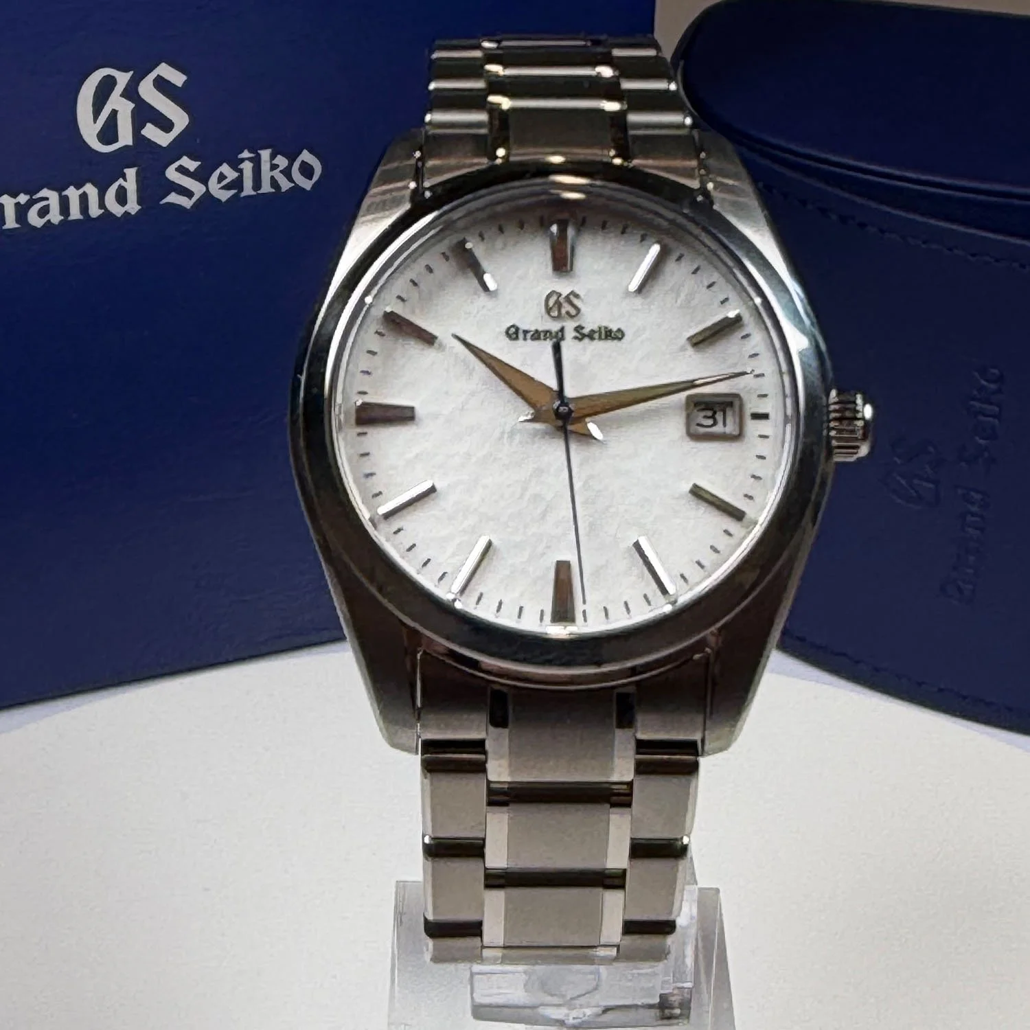 WatchezAndRockz-WatchHero-2024 Grand Seiko Snowflake Quartz 37MM - 1.jpg