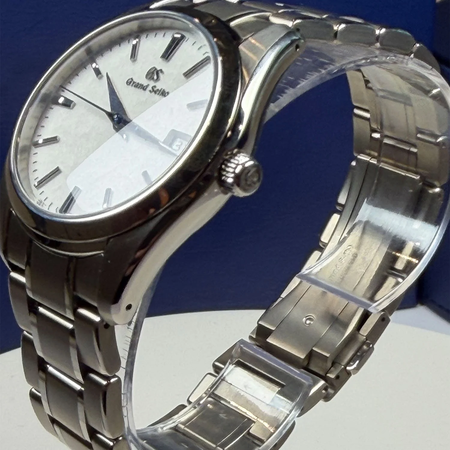 WatchezAndRockz-WatchHero-2024 Grand Seiko Snowflake Quartz 37MM - 4.jpg