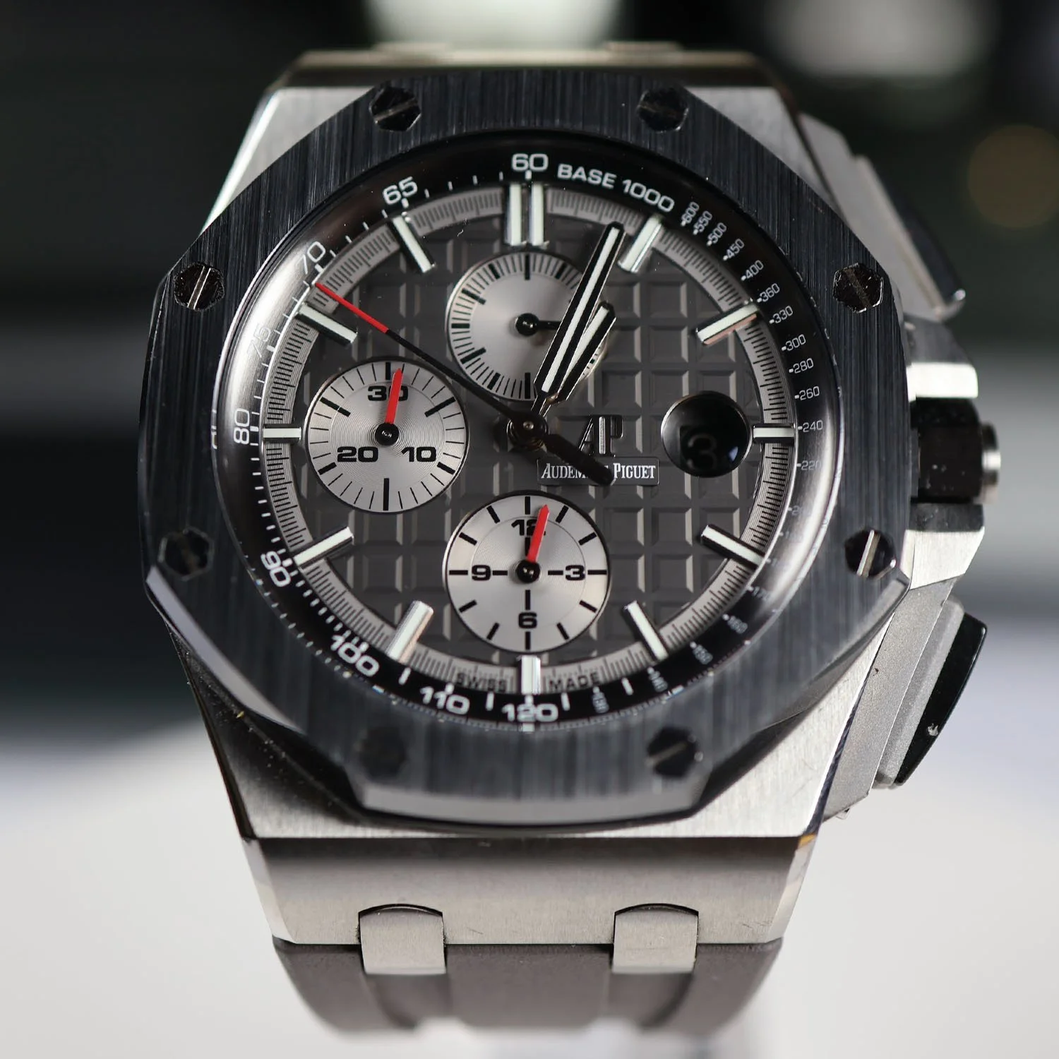 Audemars Piguet Royal Oak Offshore Grey-5.jpg