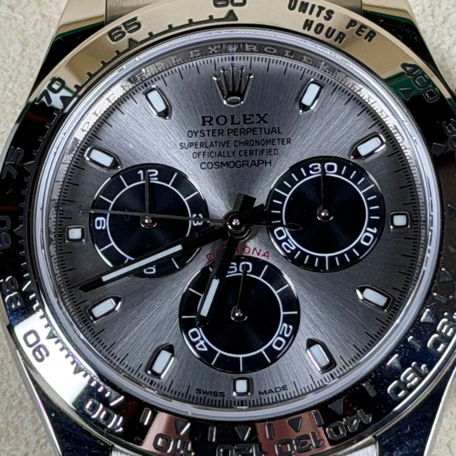 2021 Daytona White Gold:Ghost-5.jpg