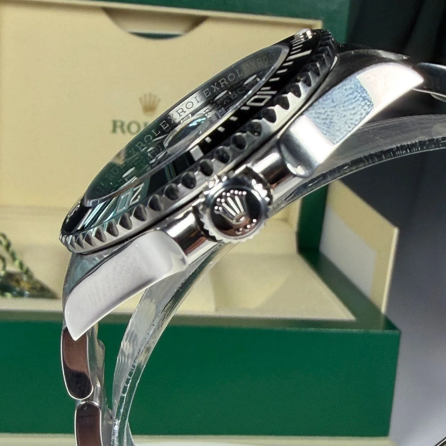 2024 Submariner No Date Black:Black Oyster-2.jpg