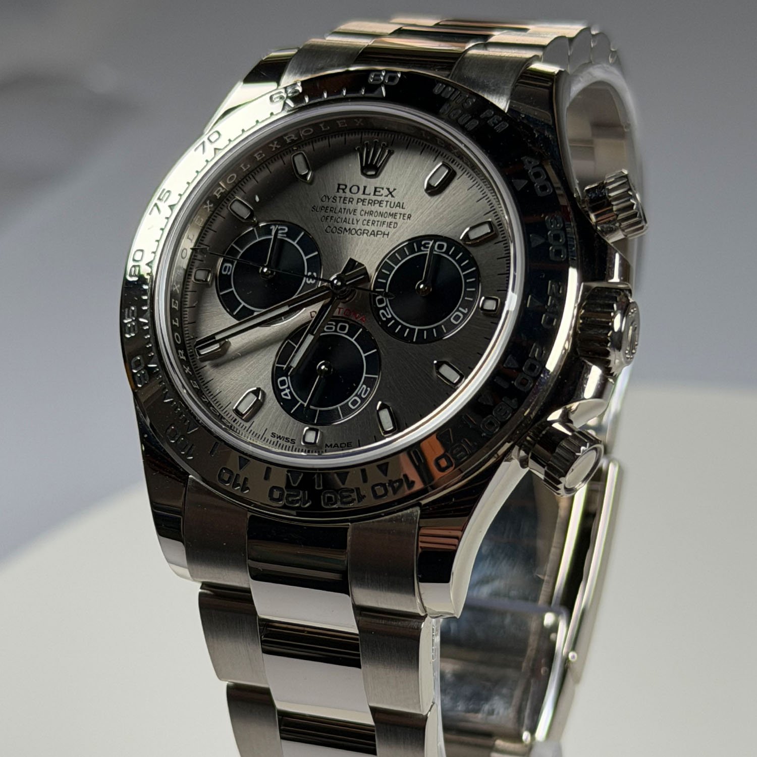 2021 Daytona White Gold:Ghost-3.jpg