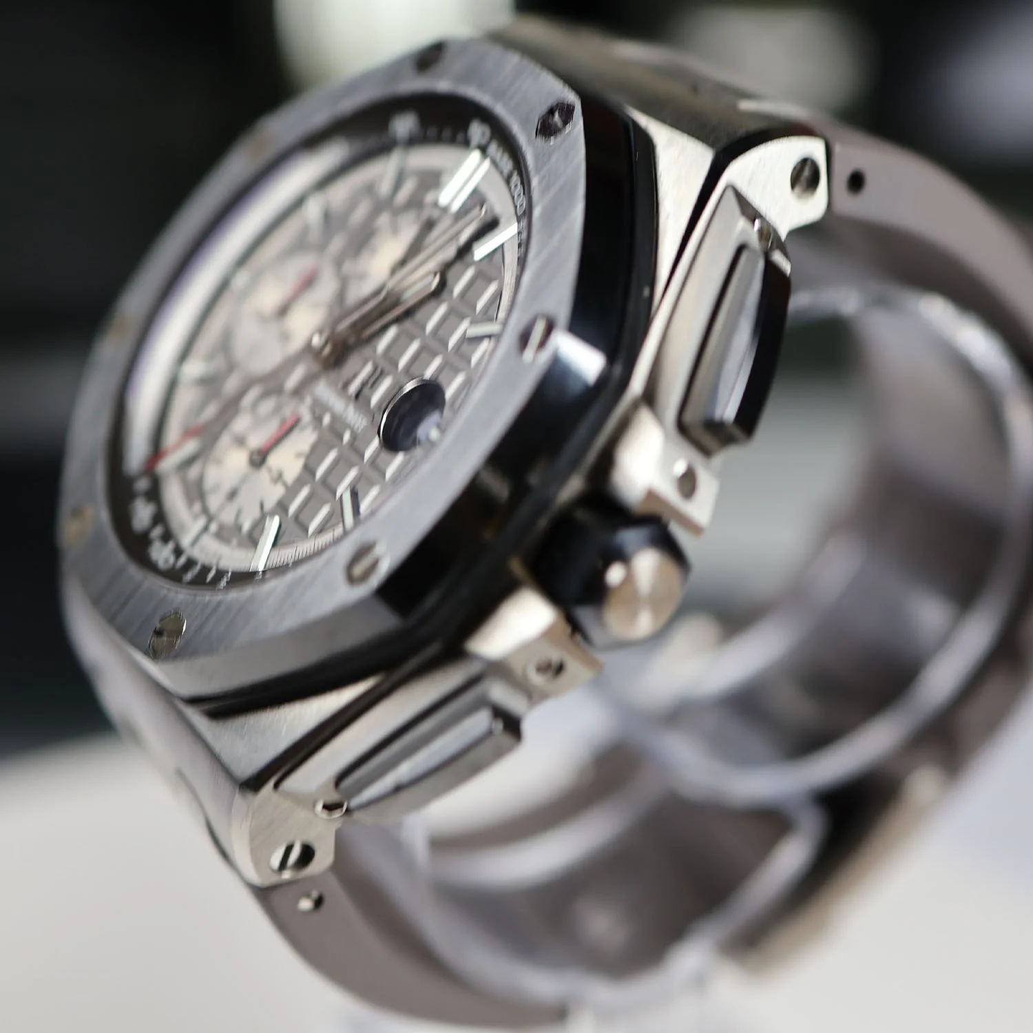 Audemars Piguet Royal Oak Offshore Grey-2.jpg