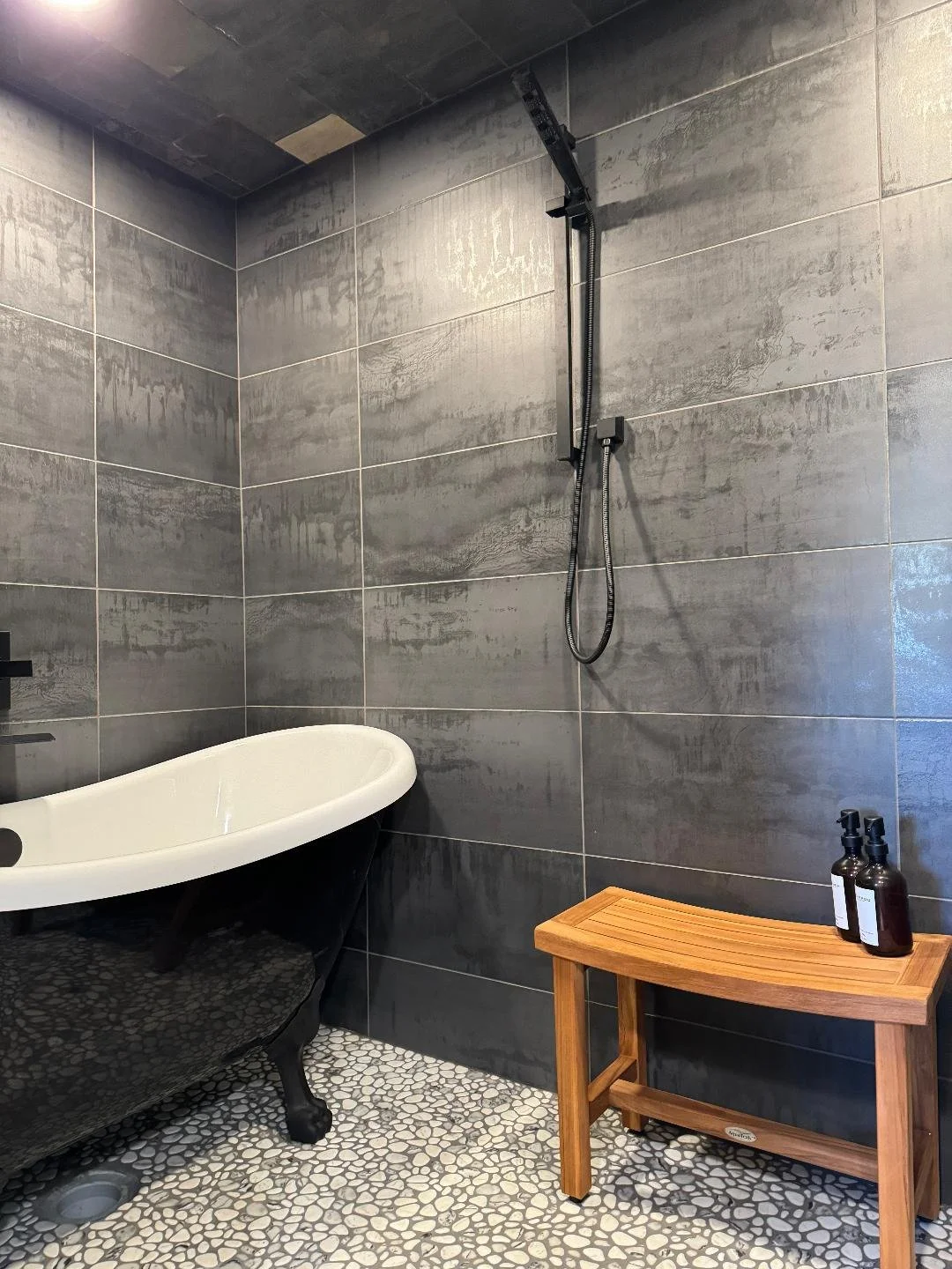 tub.jpg