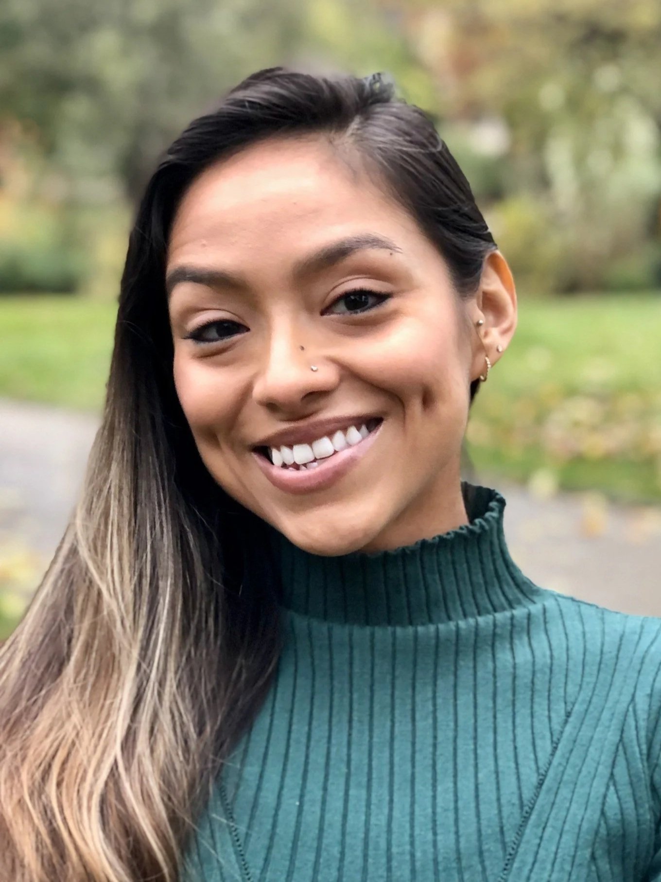 Picture of Dr. Zamira Castro