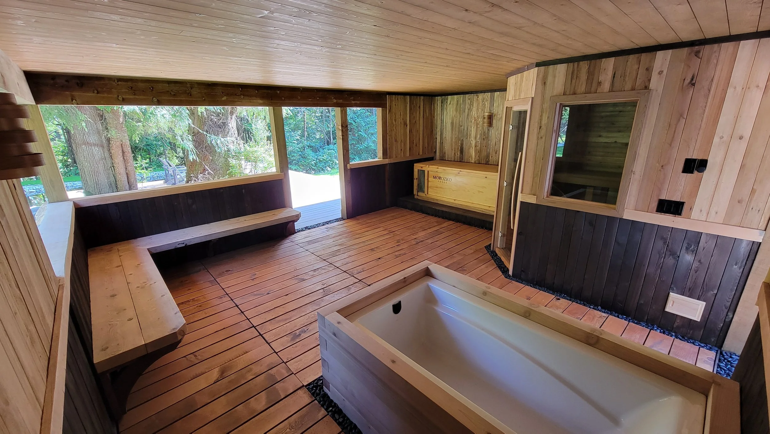 Spa House with Cold Plunge and Sauna and Sun Room in Tofino, British Columbia