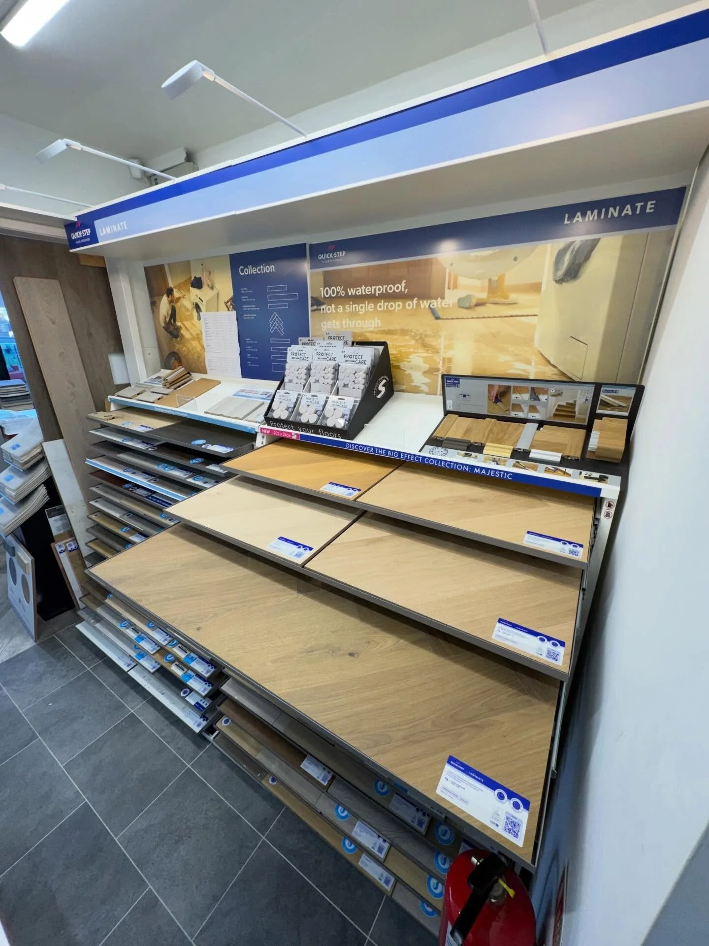 As promised, all new colours and an all new range by way of the Herringbone Collection by Quickstep. A fantastic addition to our laminate flooring offerings which keeps us up to date with the latest designs and newest colours, all on display in our s