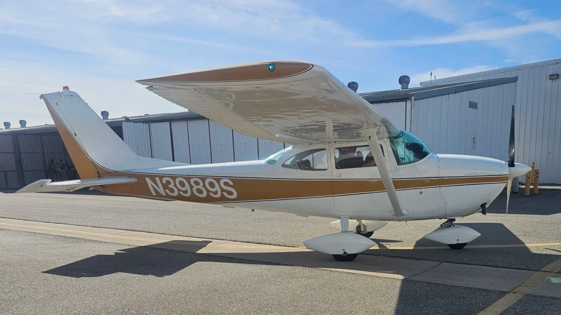 1964+Cessna+172E+-+N3989S