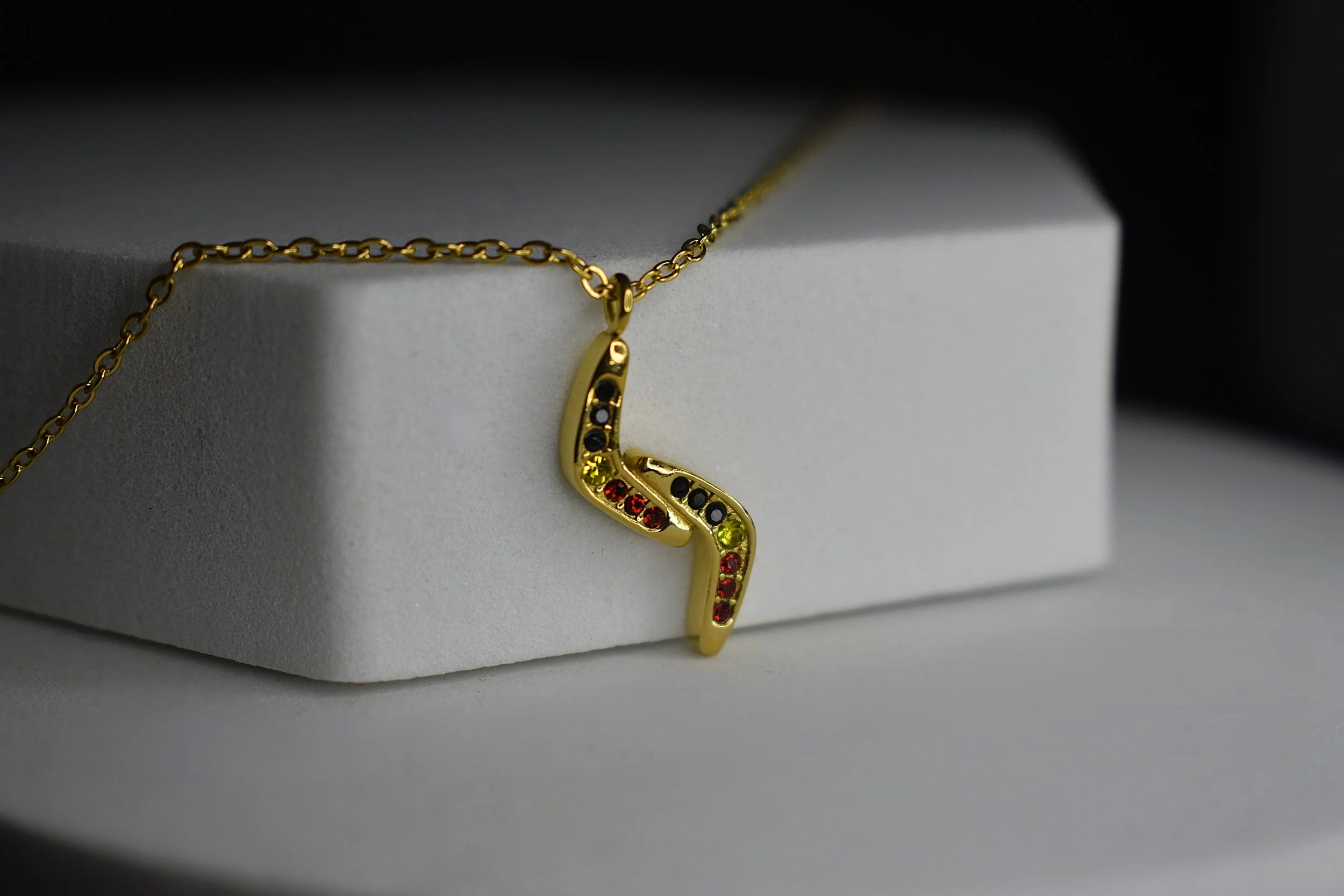 Boomerang Necklace - Gold