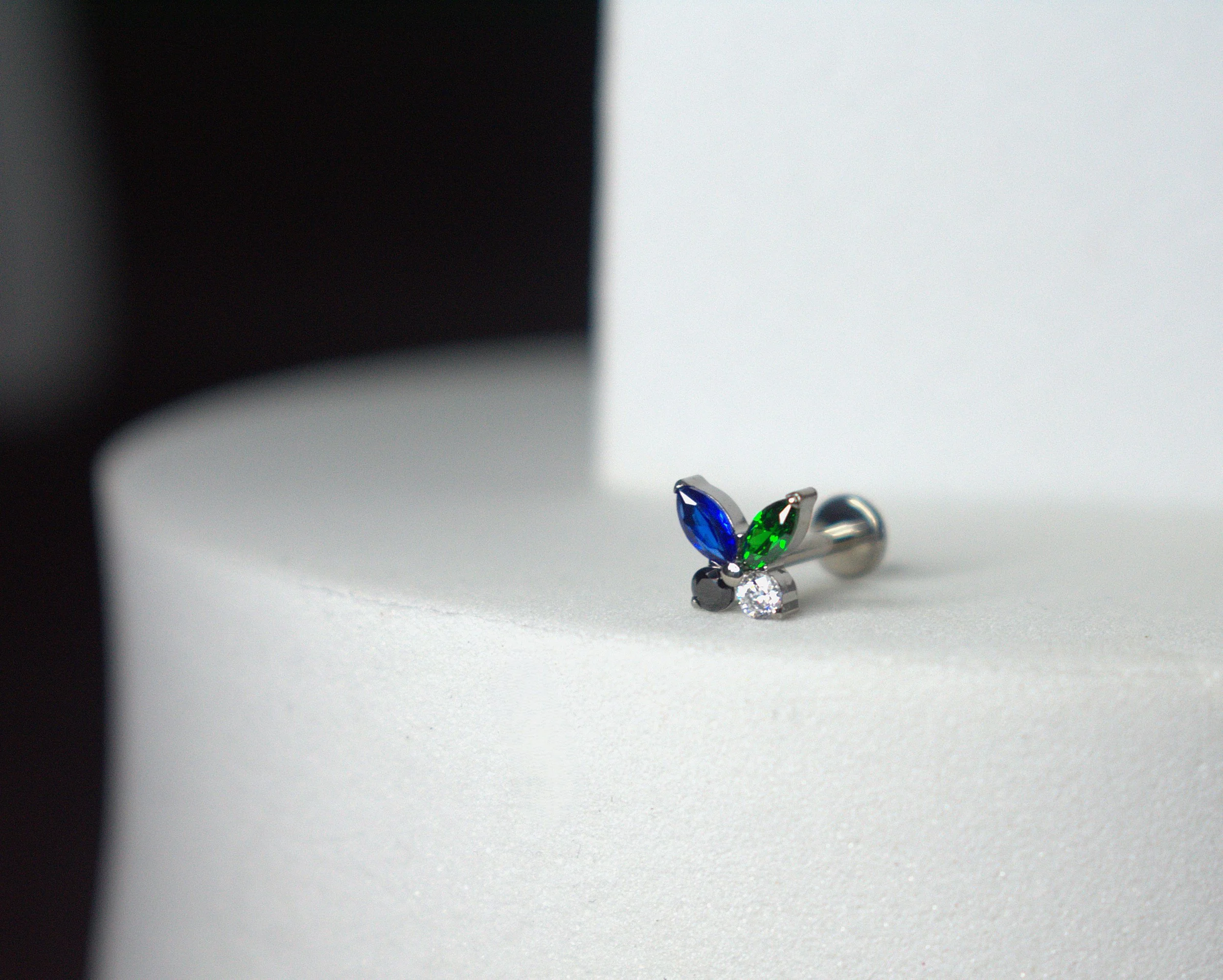 Butterfly Labret Torres Strait - Silver