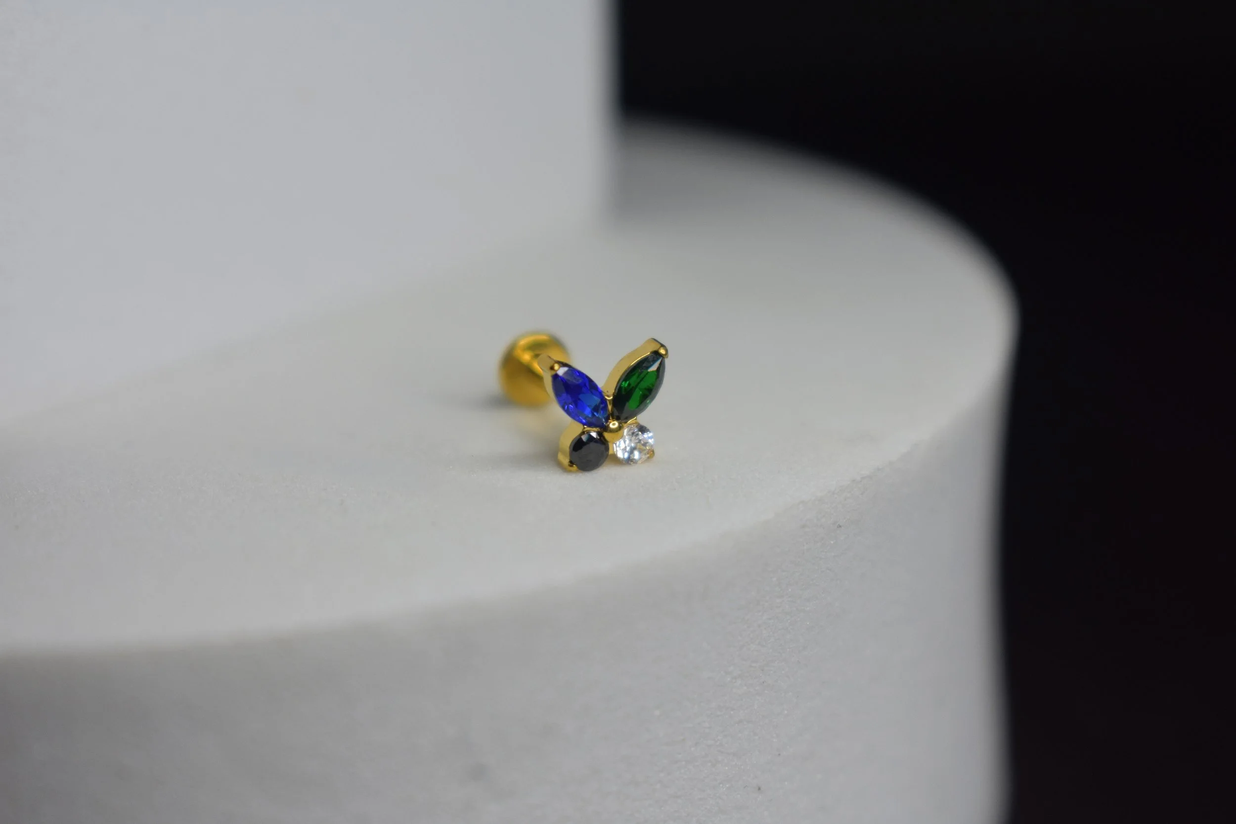 Butterfly Labret Torres Strait - Gold