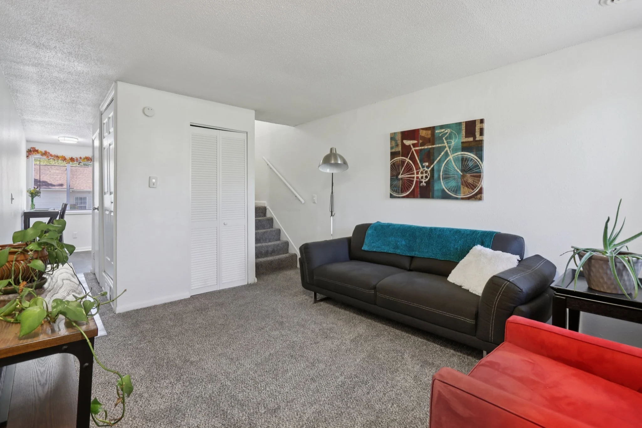7-web-or-mls-4955 Red Horizon Blvd unit 4933-S2110-007.jpg