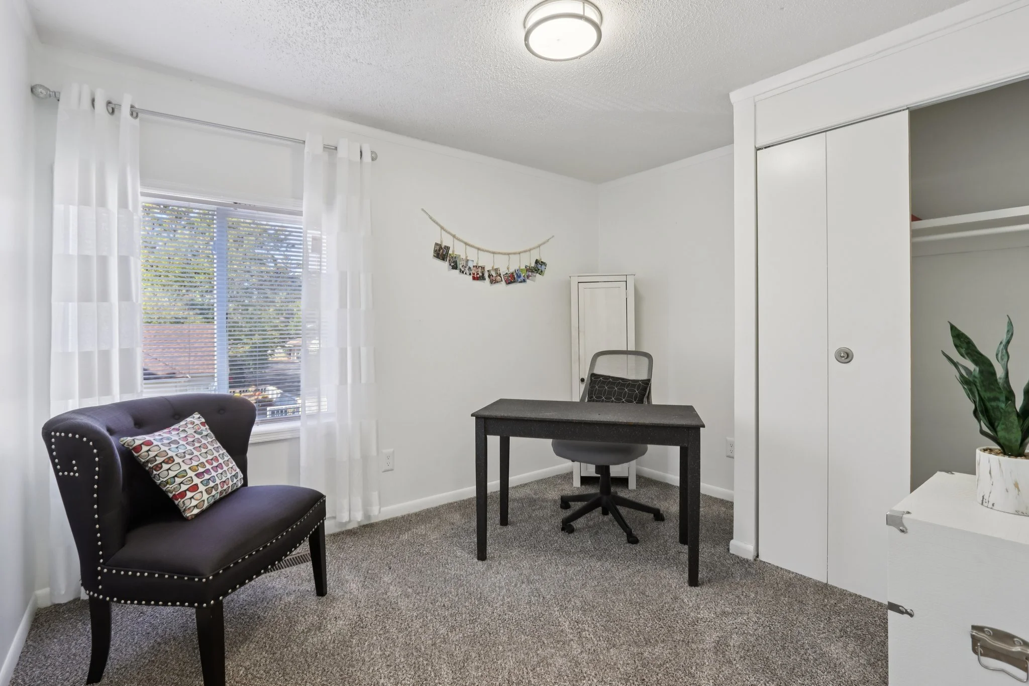 12-web-or-mls-4955 Red Horizon Blvd unit 4933-S2110-012.jpg
