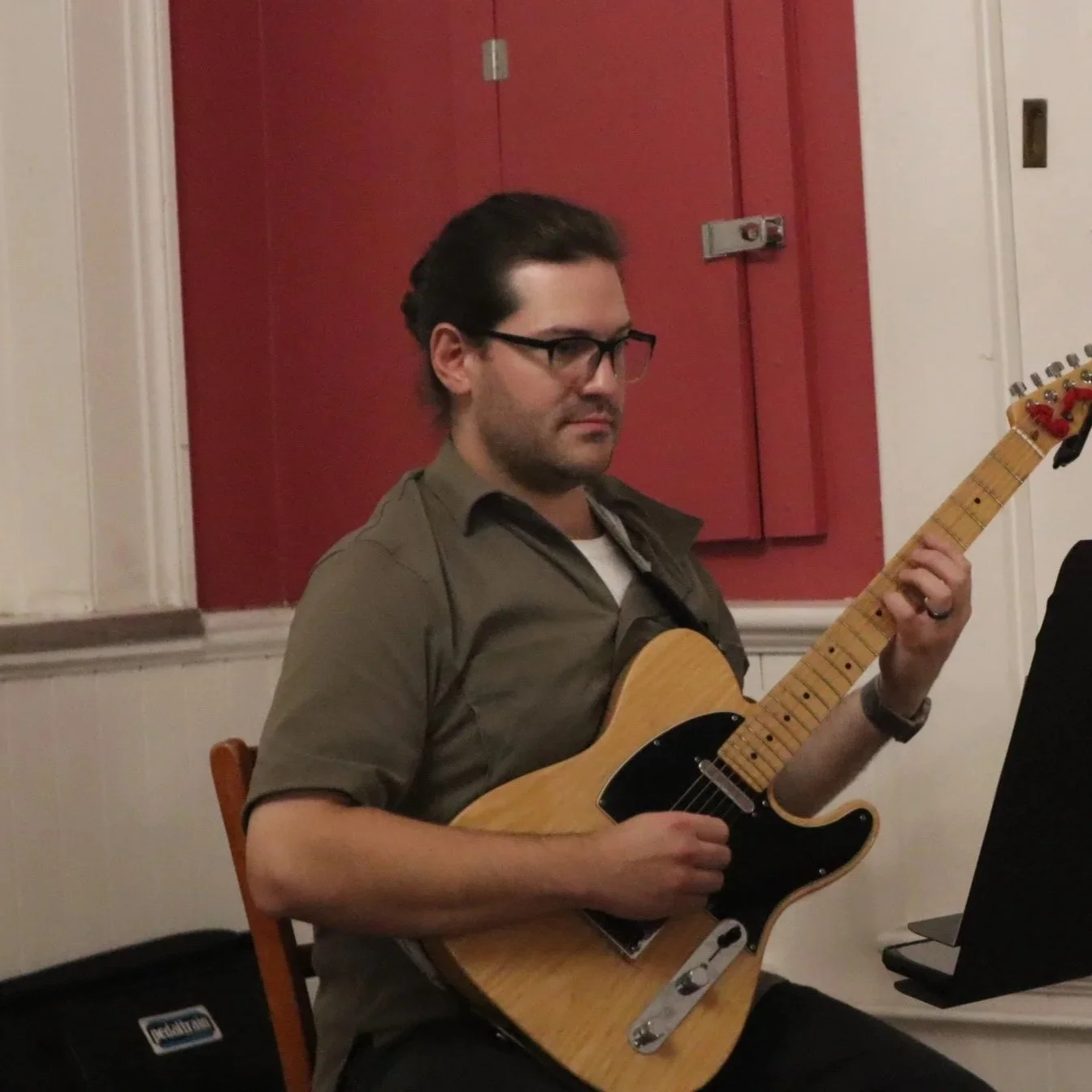 Jesse Becker-Guitar, Bass, Ukelele, Guitar Ensemble