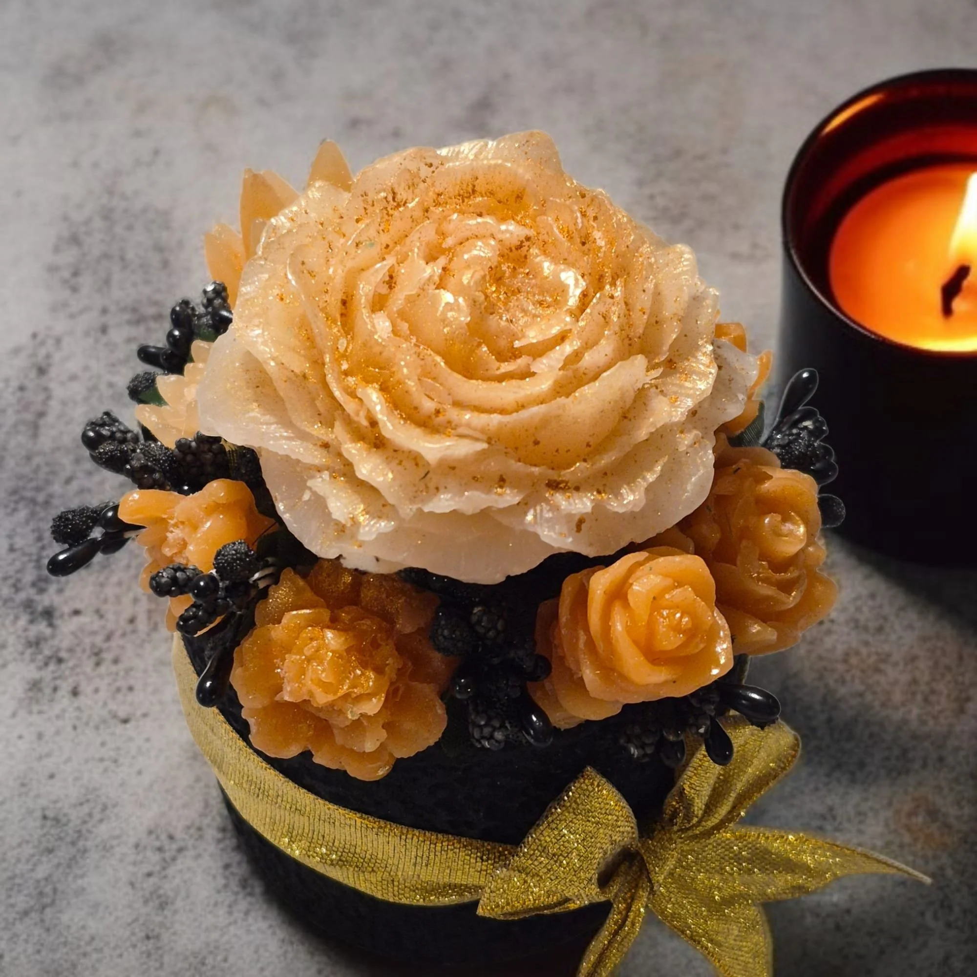 Blumengesteck in Keramikschale 2.jpeg