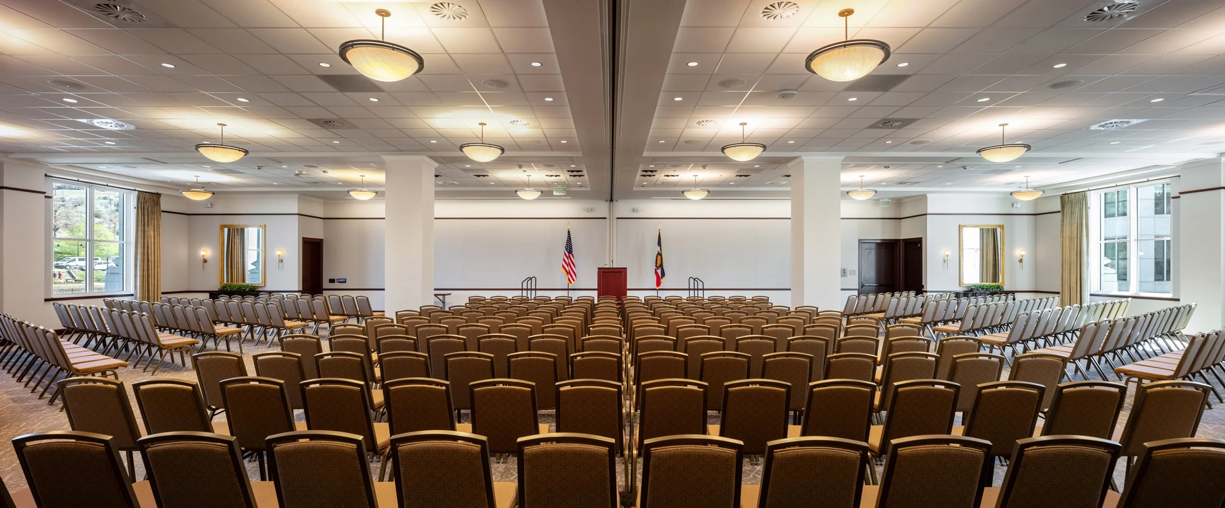 Large_Conference_Room_1.jpg
