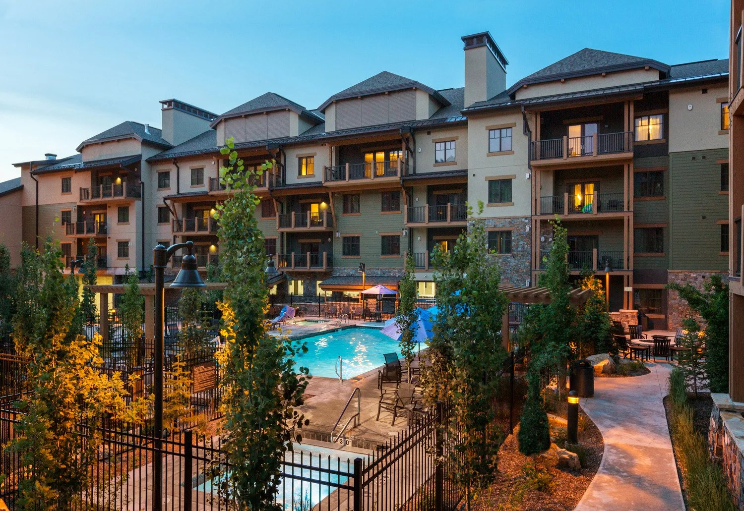 Sohm-1507-0039 v10 Wyndham Pools_medium.jpg