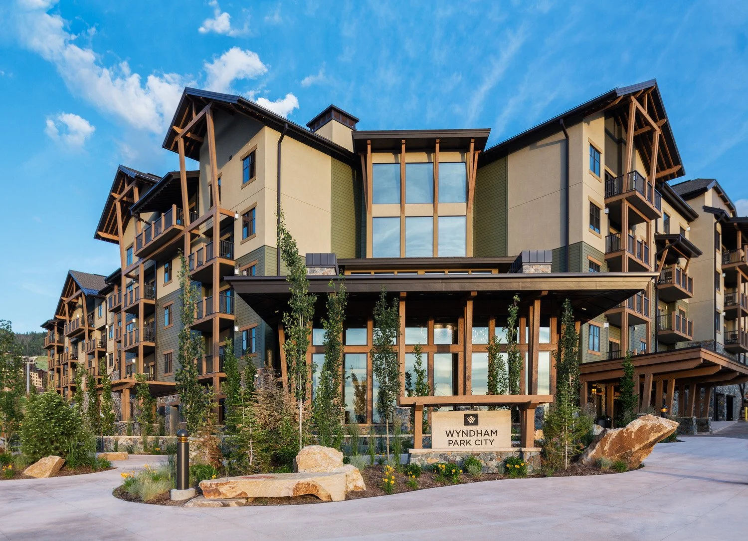 Sohm-1507-8234 v5 Wyndham Exterior_medium.jpg