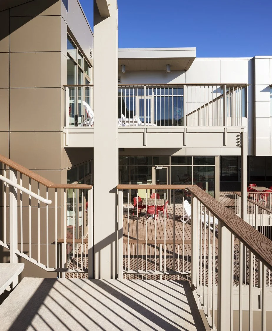 lynk-engineers-campus-view-suites-balcony-stairwell.jpg