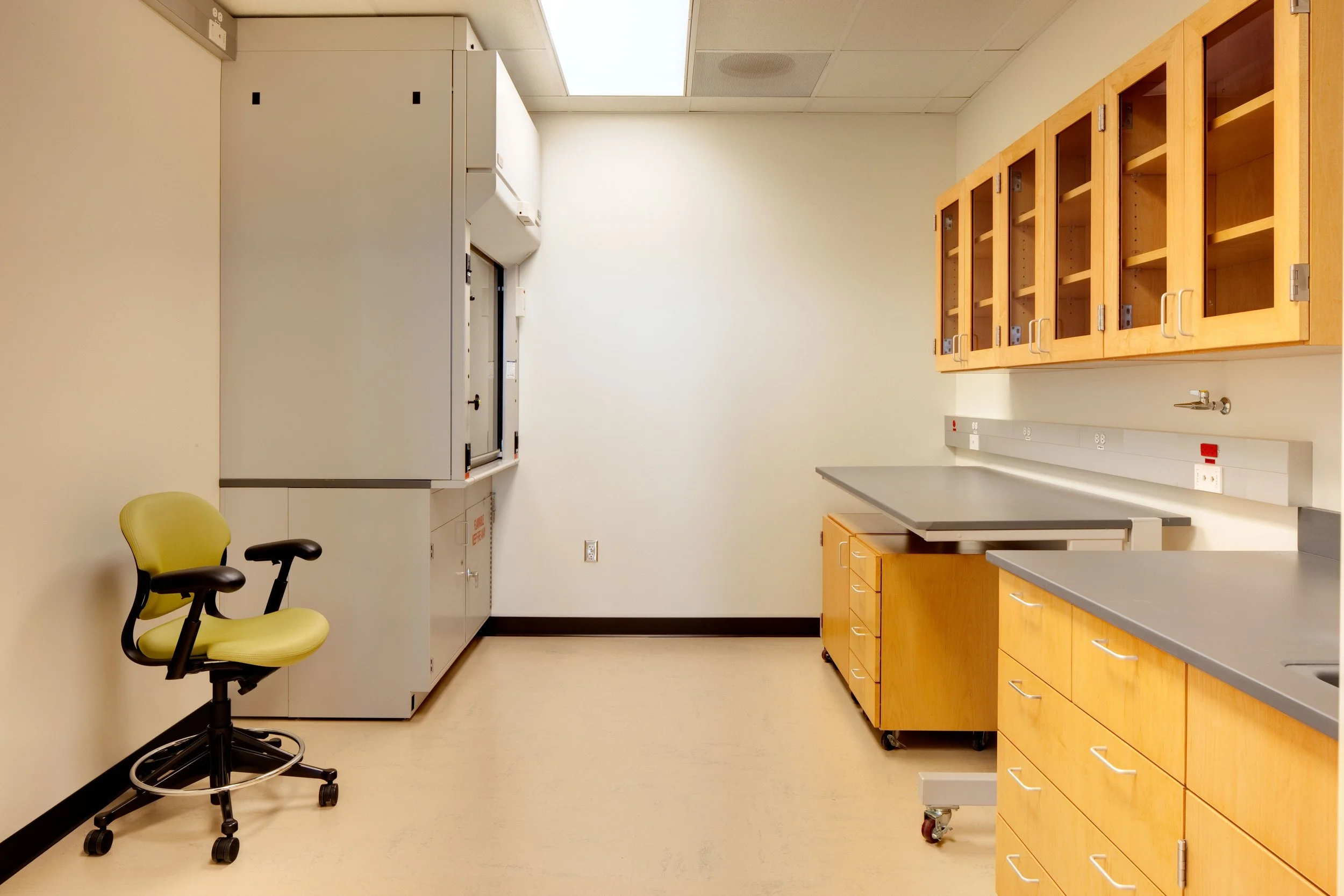 electrical-engineering-usu-bioinnovation-bioscience-lighting-higher-education.jpg