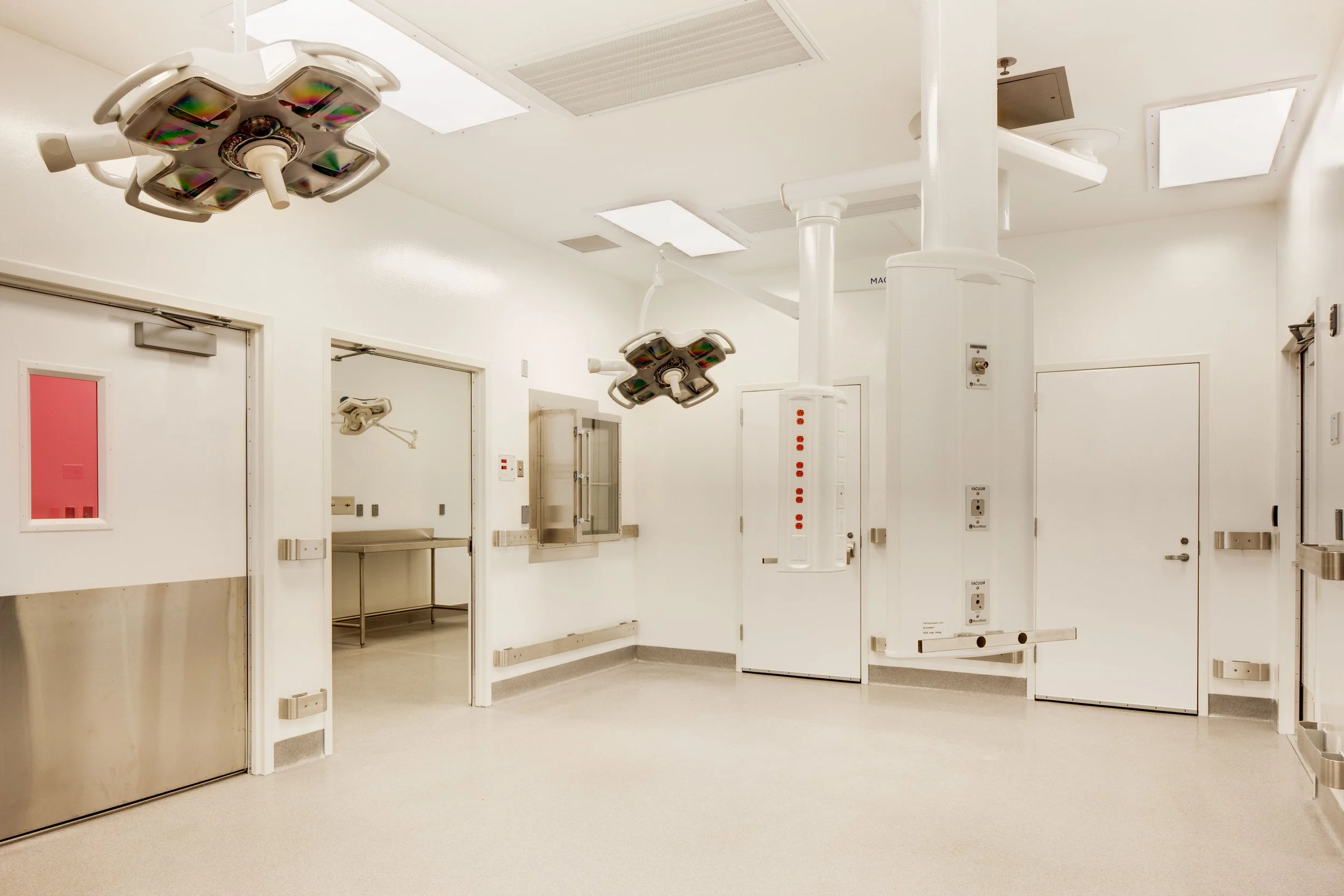 utah-state-university-usu-life-science-center-research-lab.jpg