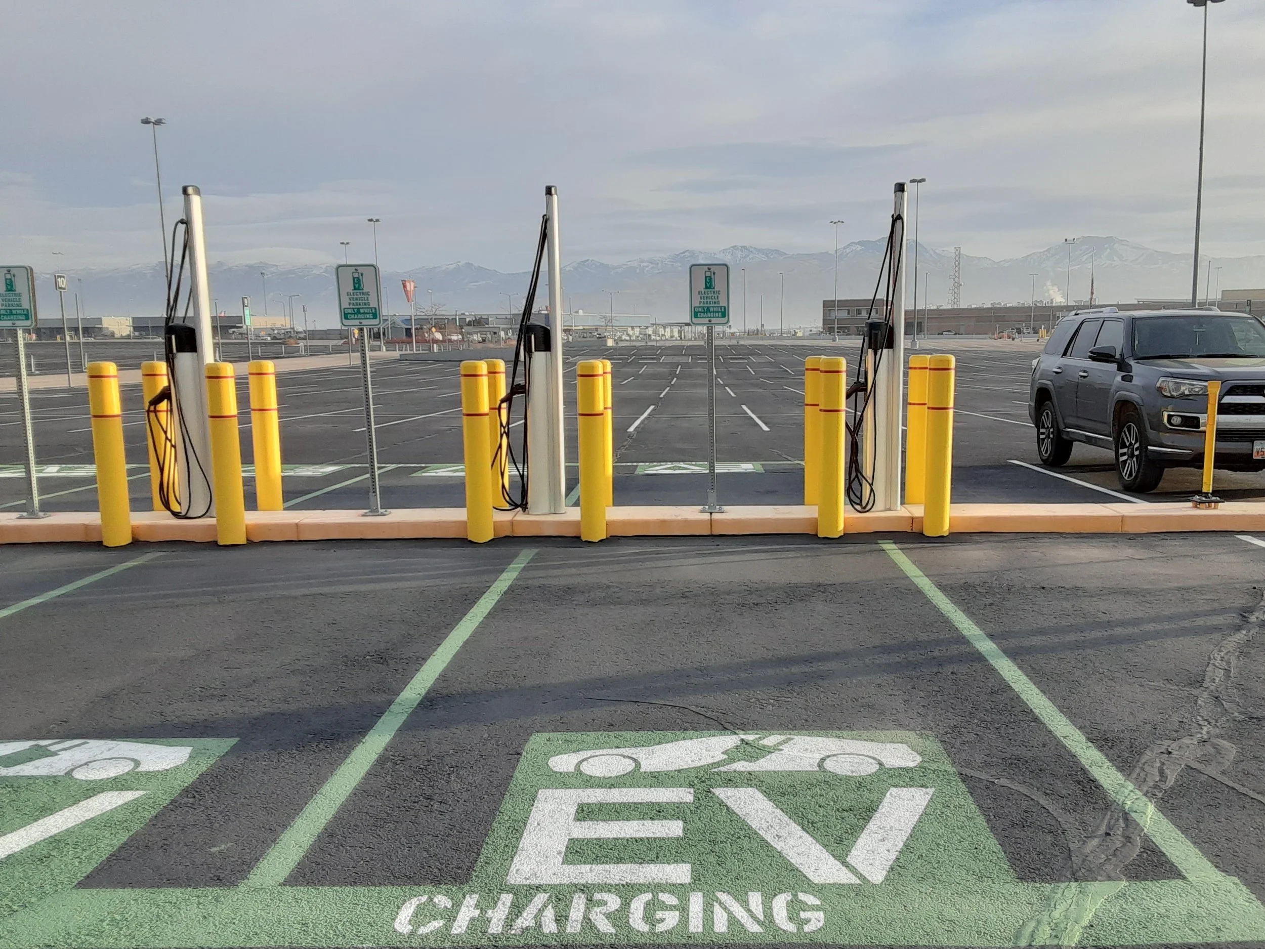 Electric vehicle charging infrastructure at Salt Lake City International Airport — sustainable engineering by Lynk Engineers, Utah