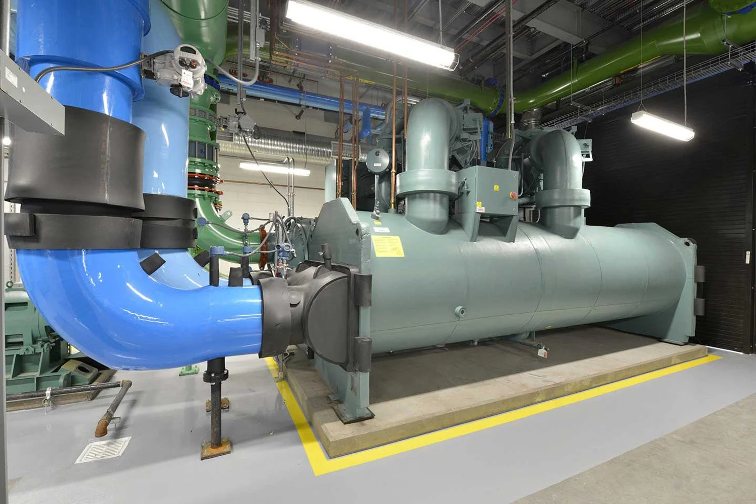ASU central plant chiller mechanical systems — mechanical engineering by Lynk Engineers