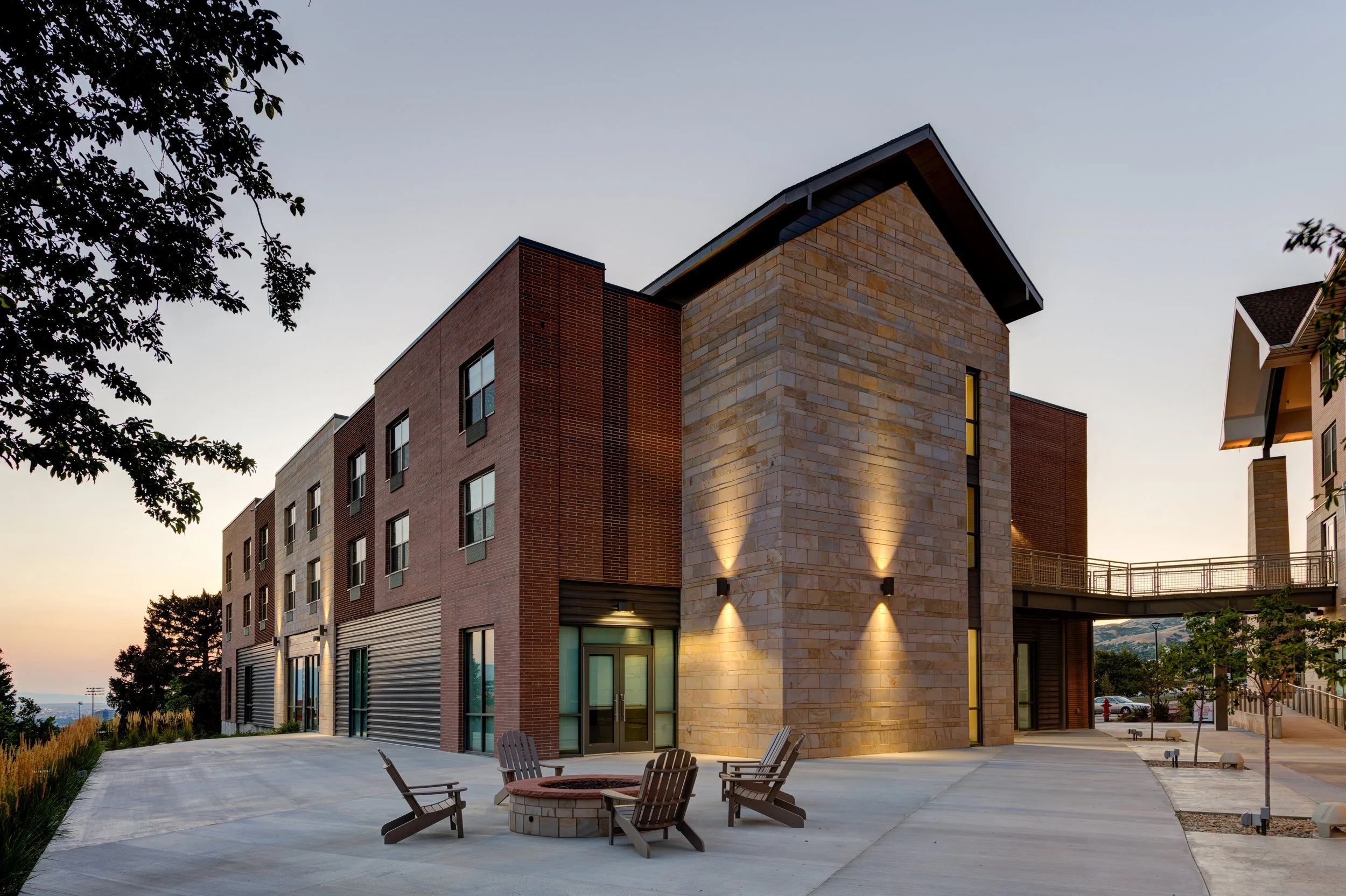 lynk-engineers-university-of-utah-guest-house-expansion-exterior-patio.jpg
