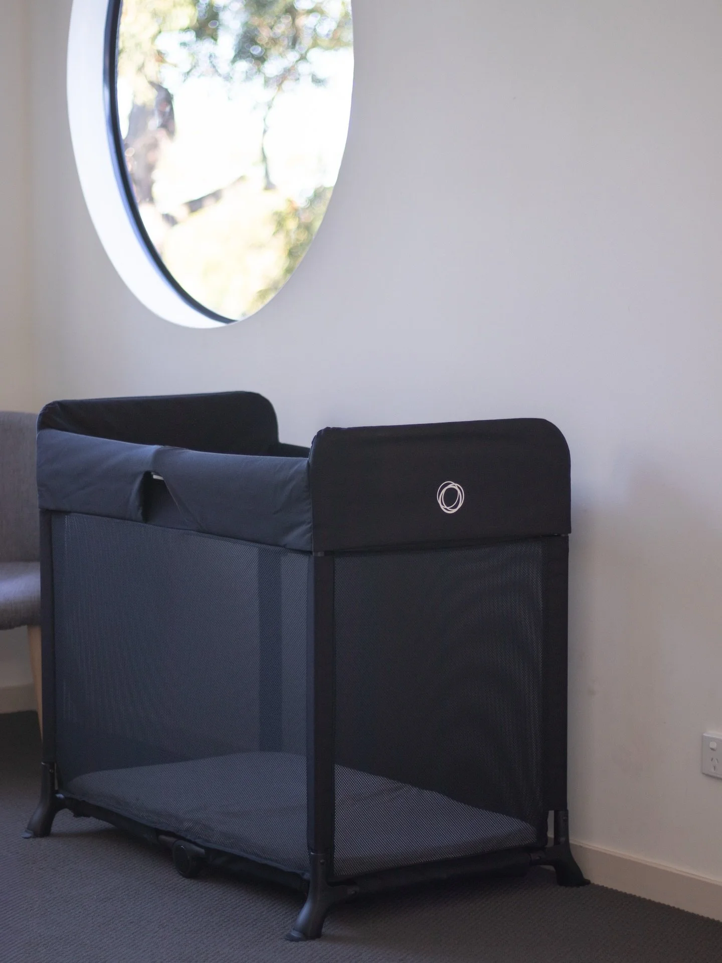 🚨 ONLY ONE LEFT for this weekend! 🚨 
1 second to set up, all weekend to relax. 🌴✨

Your holiday in Hervey Bay should be about making memories, not wrestling with travel gear. 

The Bugaboo Stardust is the ultimate travel cot that unfolds in litera