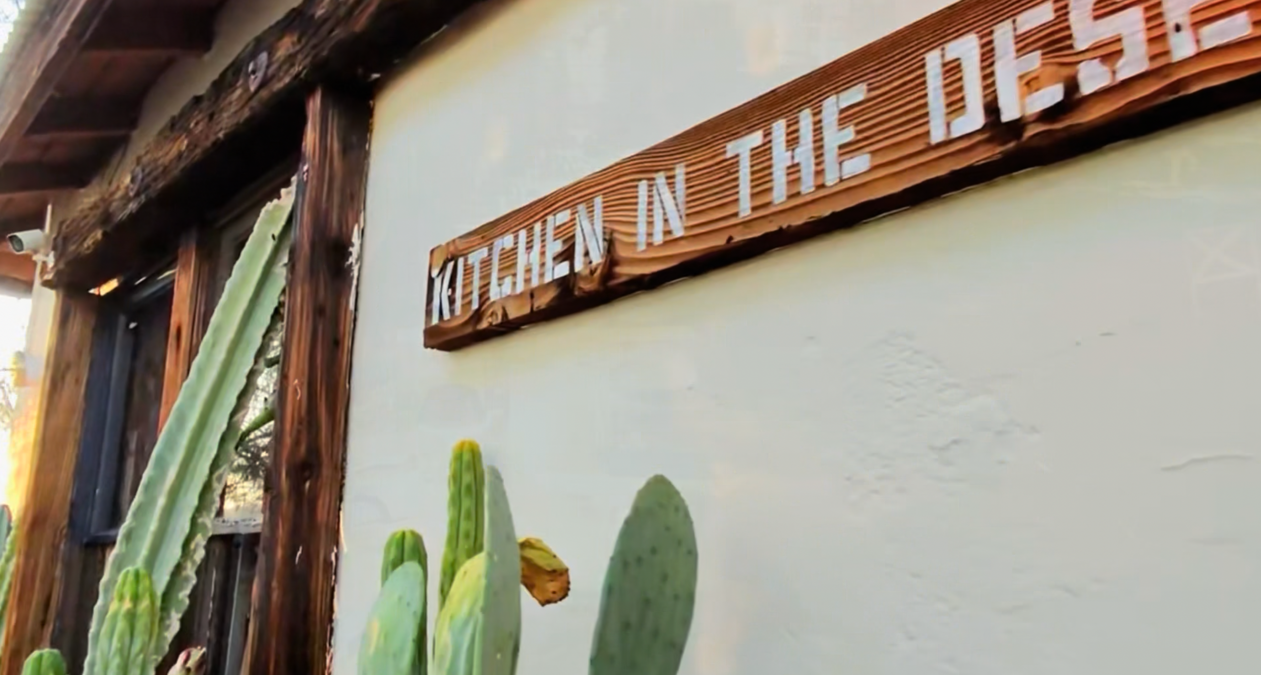 Outdoor seating at Kitchen in the Desert restaurant in Twentynine Palms