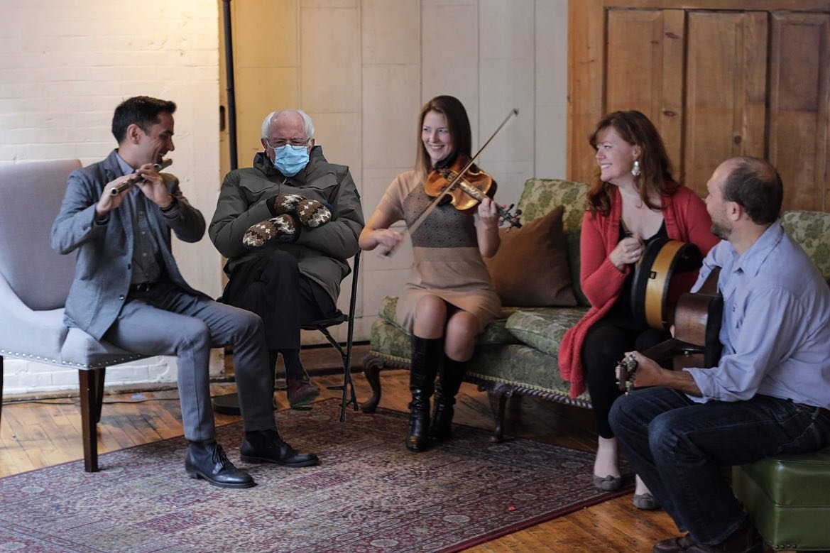 We&rsquo;re just thinking of you all and hope you&rsquo;re having a very happy new year. We&rsquo;re looking forward to the return of touring and hugging and playing music in the same room as you all. Until then, take care of yourselves and each othe