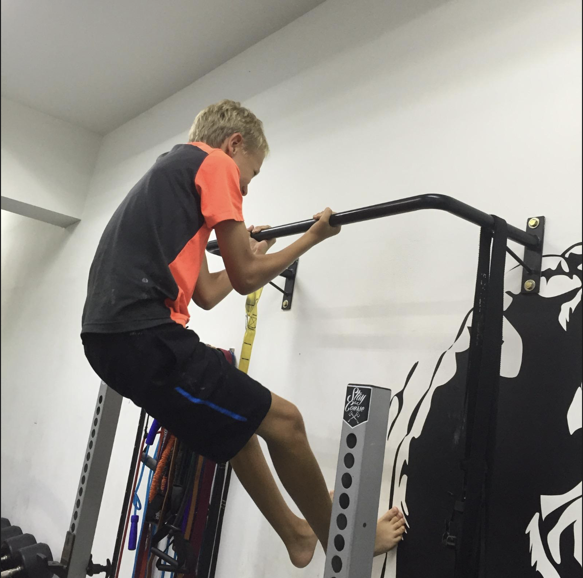 youth-strength-training-safe-technique-coaching-singapore