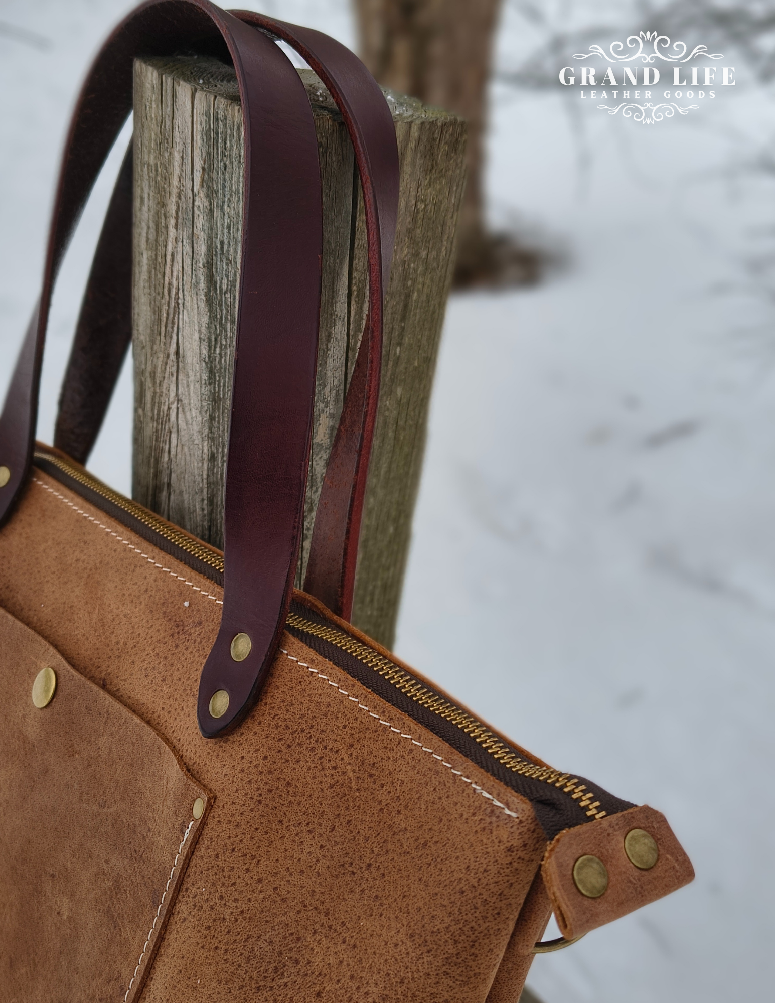 handcrafted leather tote zipper top conceal carry detail of top.png