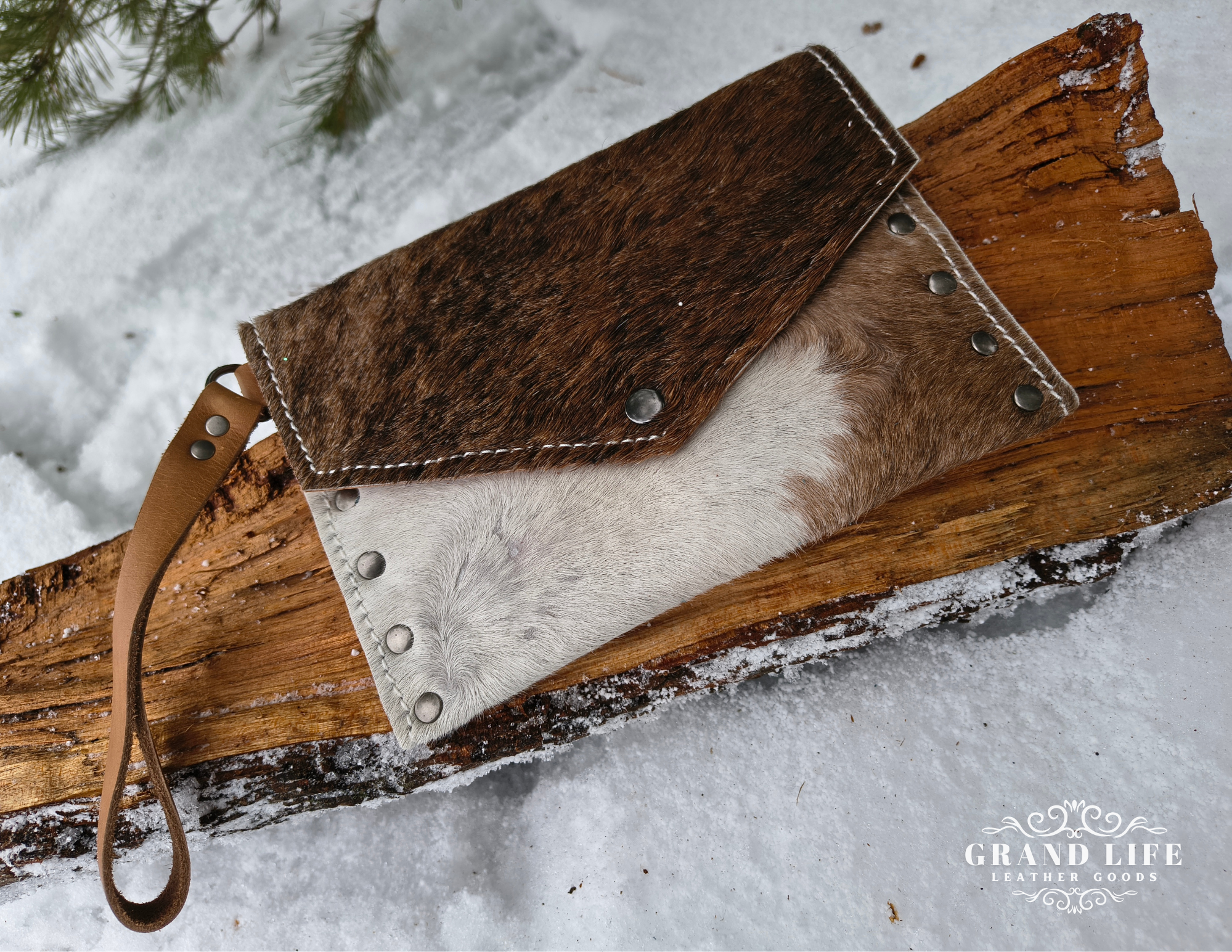 handcrafted leather cowhide clutch4.png