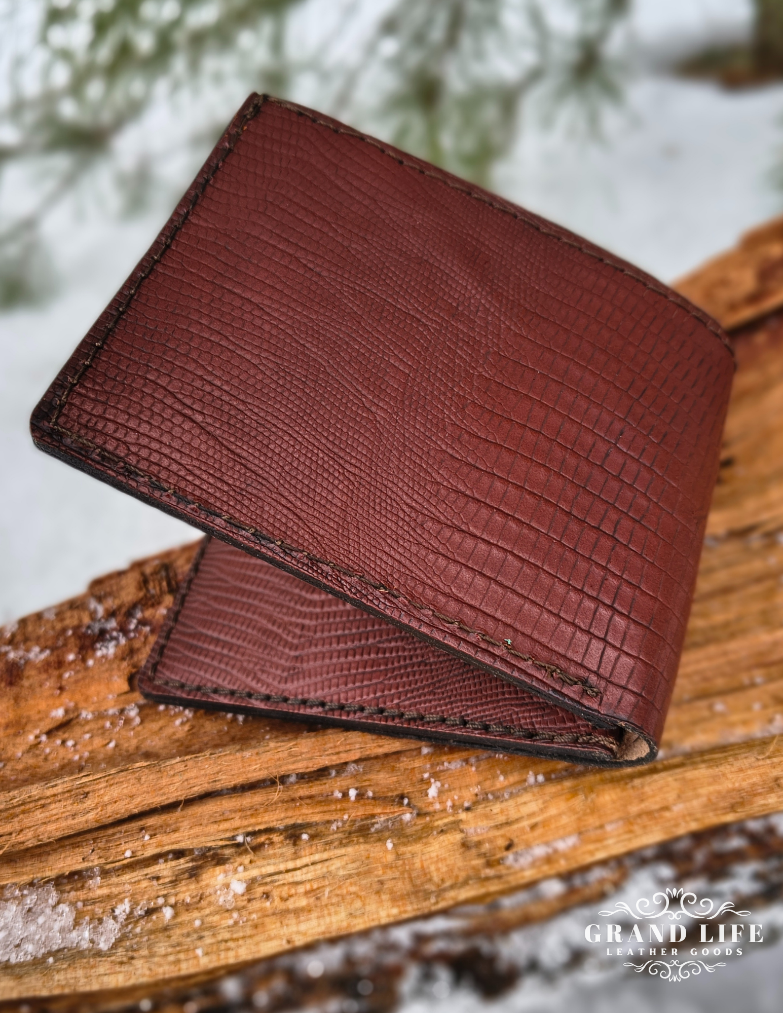 handcrafted leather wallet back classic billfold.png