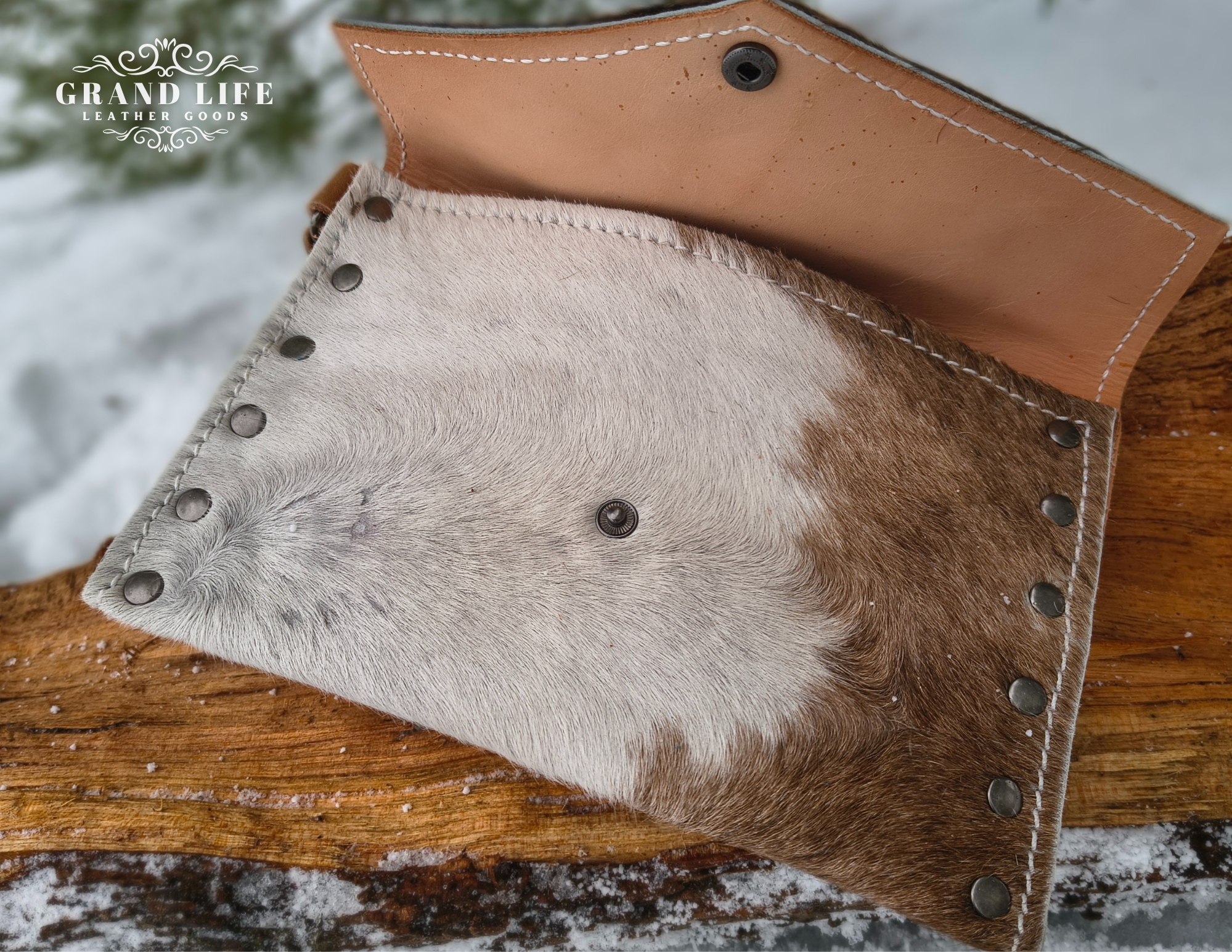 handcrafted leather cowhide clutch5.png